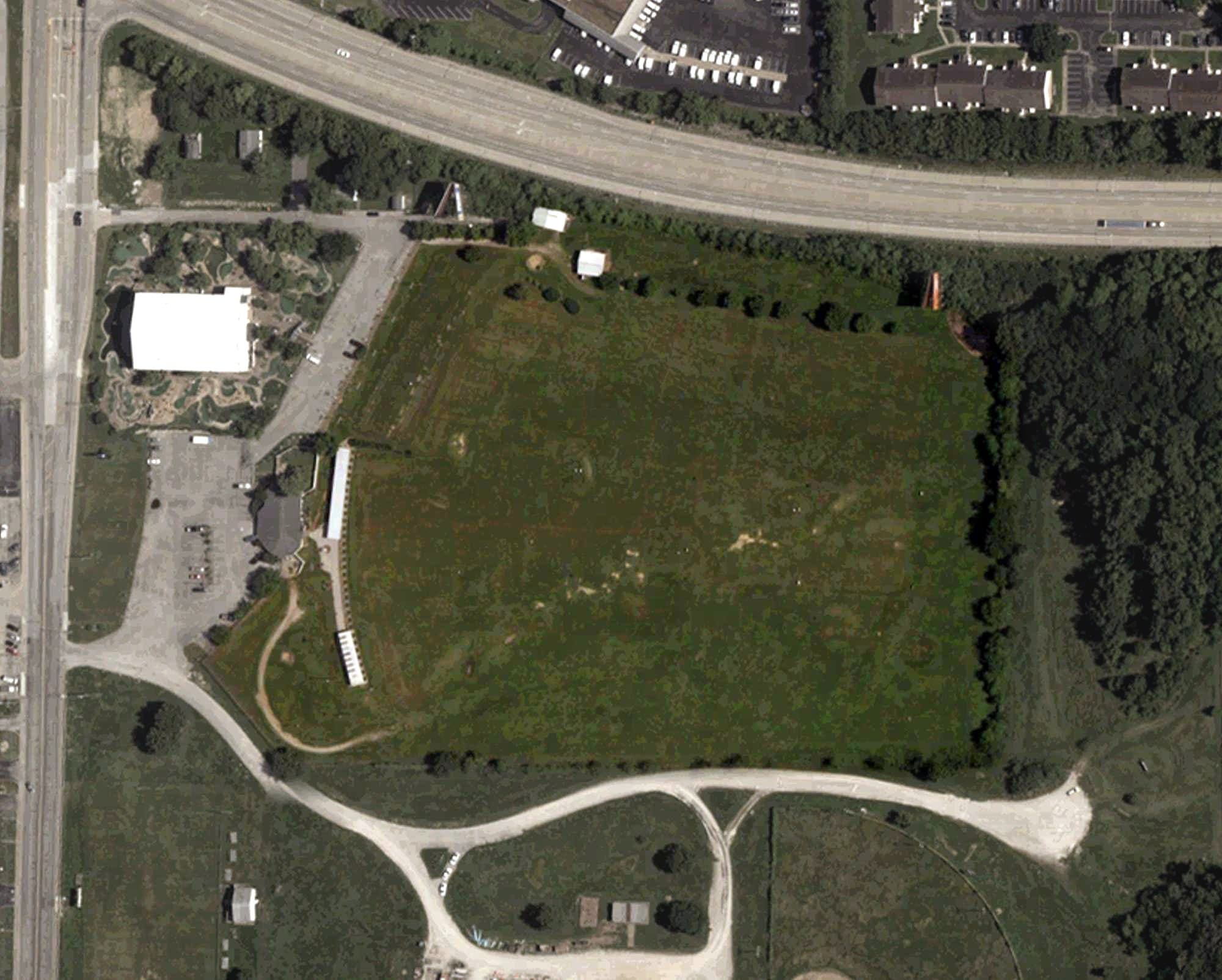 Aerial view of Walther's Golf Driving Range, IN, with its hole routing marked