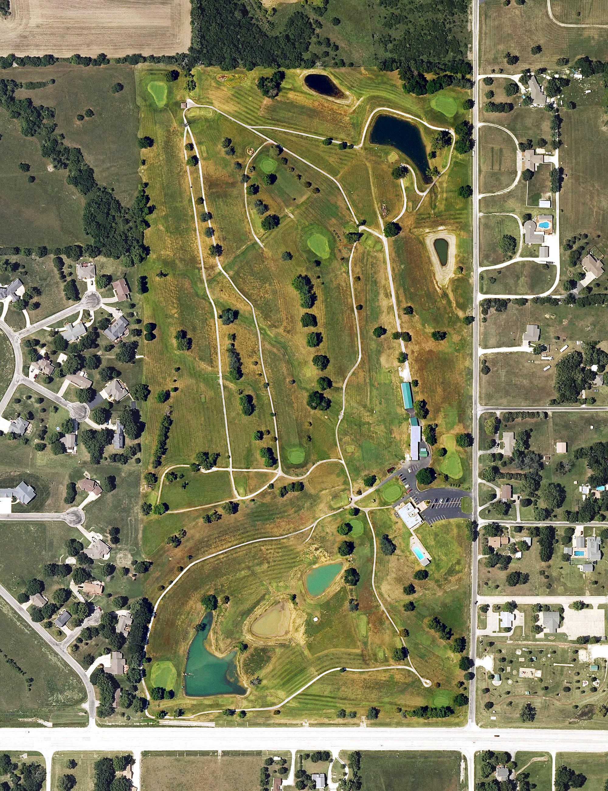 Aerial view of Allen County Country Club, KS, with its hole routing marked