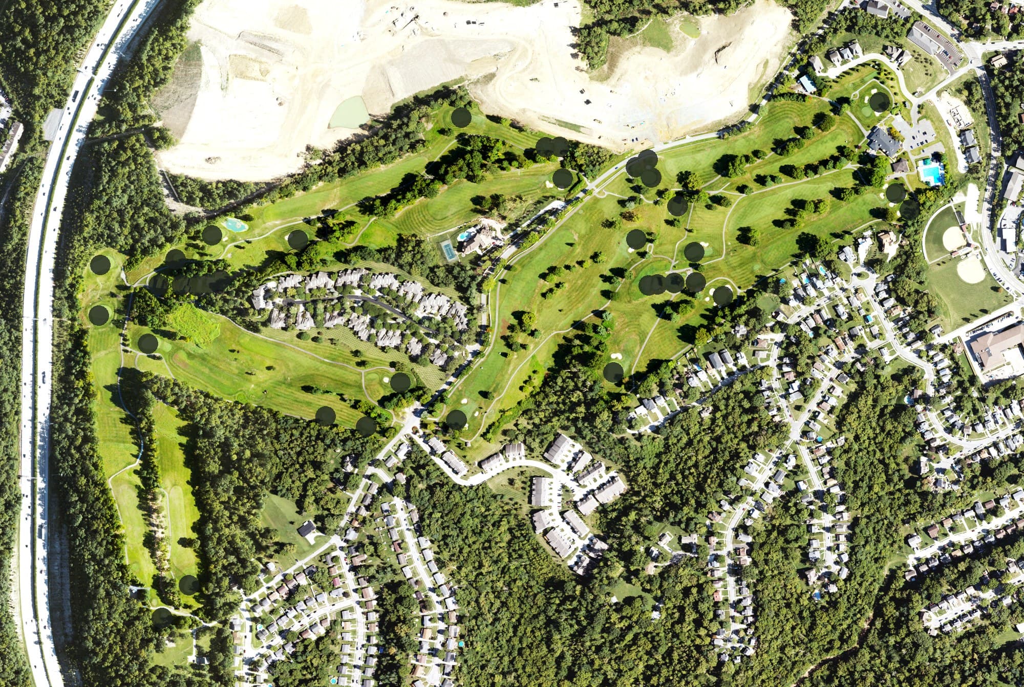 Aerial view of Highland Country Club, KY, with its hole routing marked