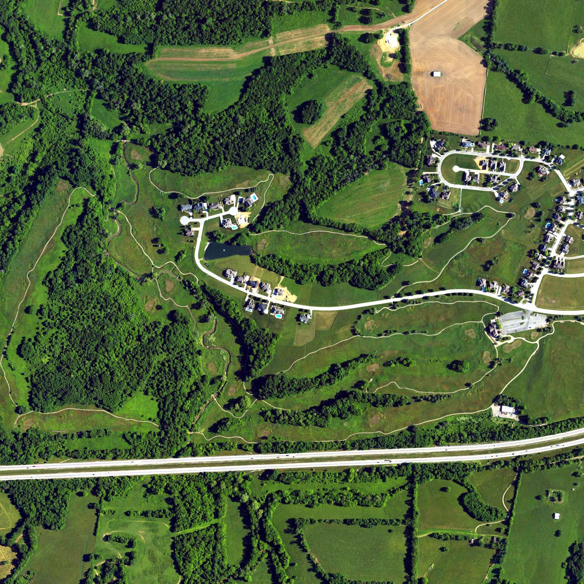 Aerial view of Old Silo Golf Course, KY, with its hole routing marked