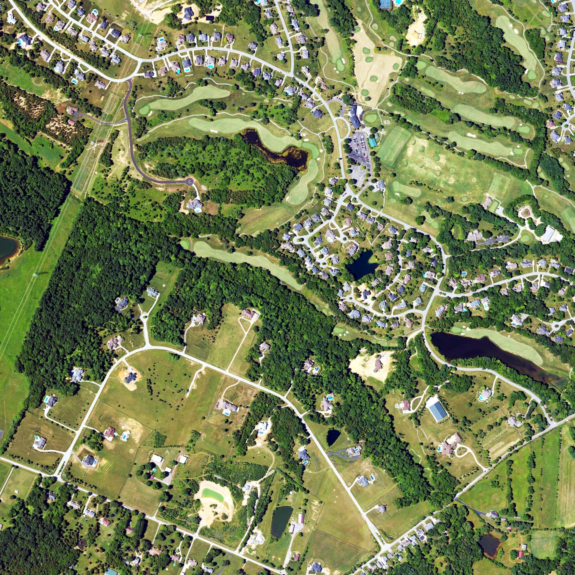 Aerial view of Persimmon Ridge Golf Club, KY, with its hole routing marked