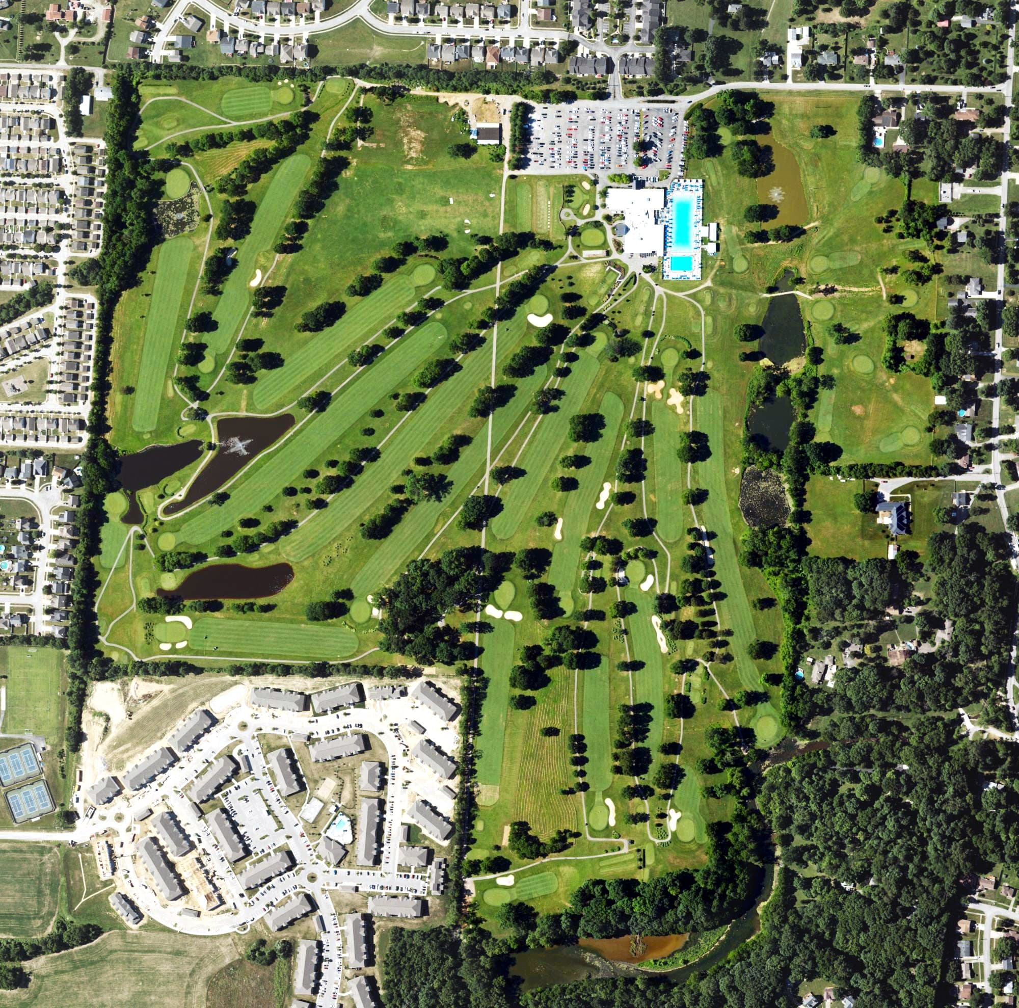 Aerial view of Woodhaven Country Club, KY, with its hole routing marked