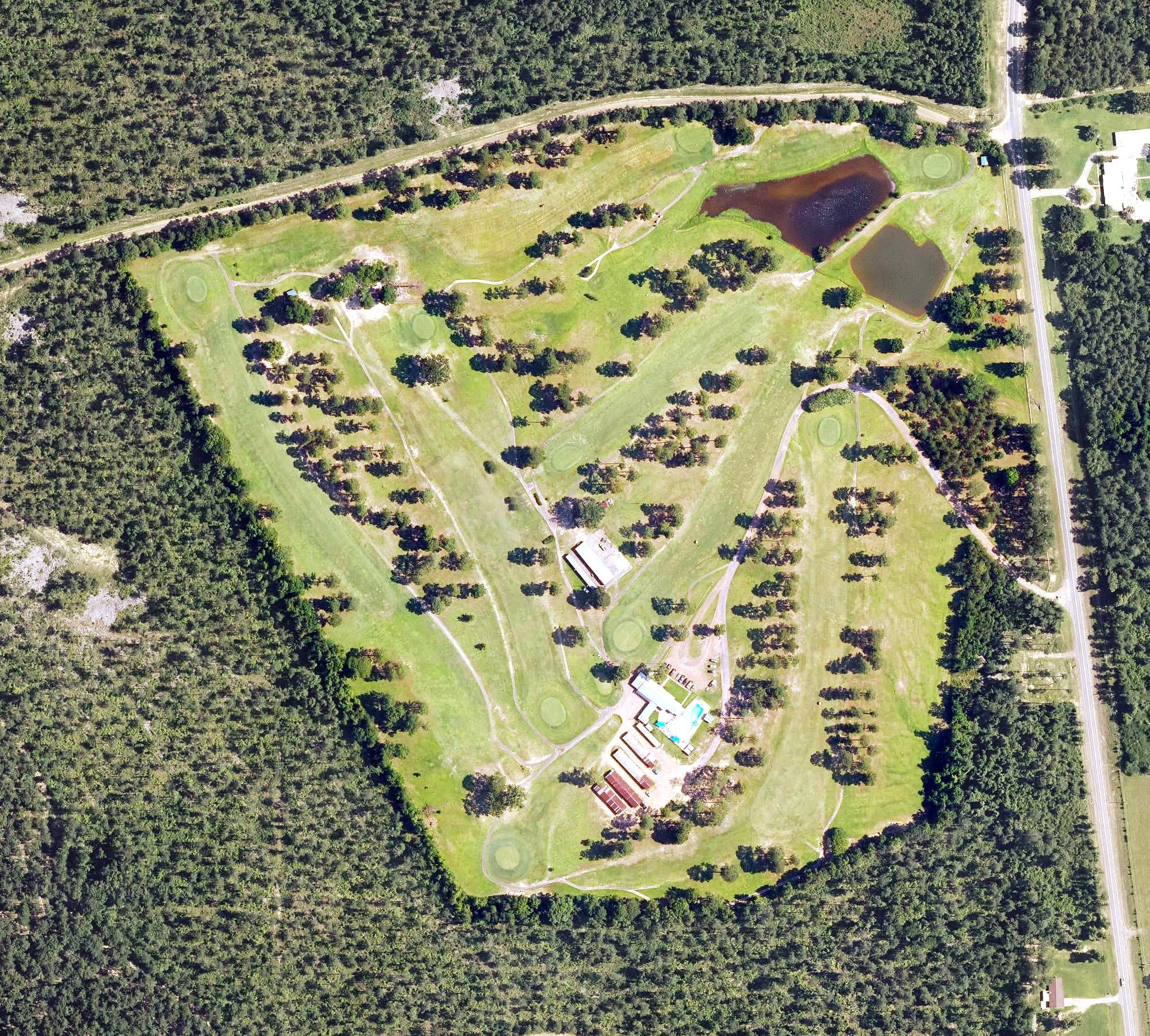 Aerial view of LaSalle Golf & Country Club, LA, with its hole routing marked