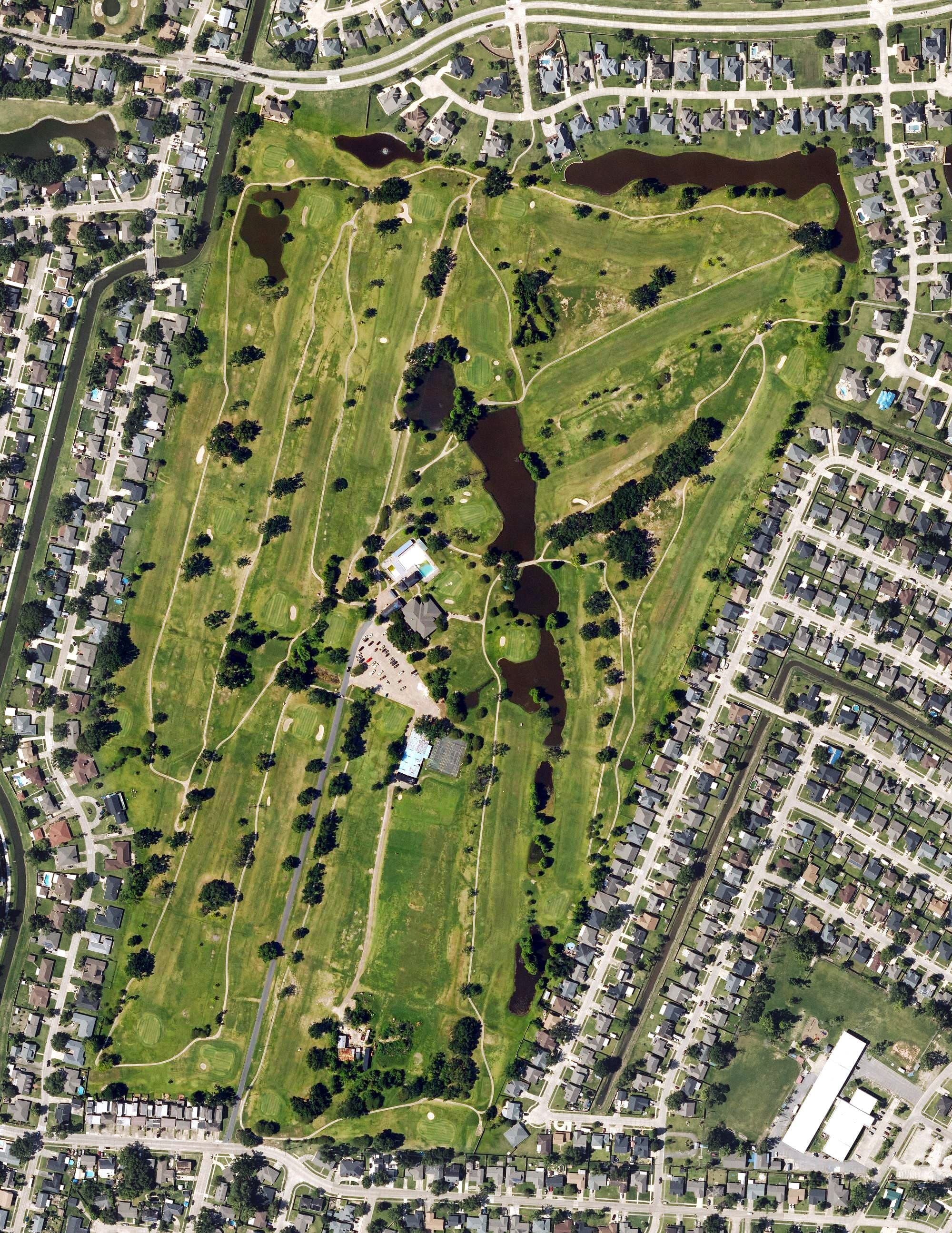 Aerial view of Riverland Country Club, LA, with its hole routing marked