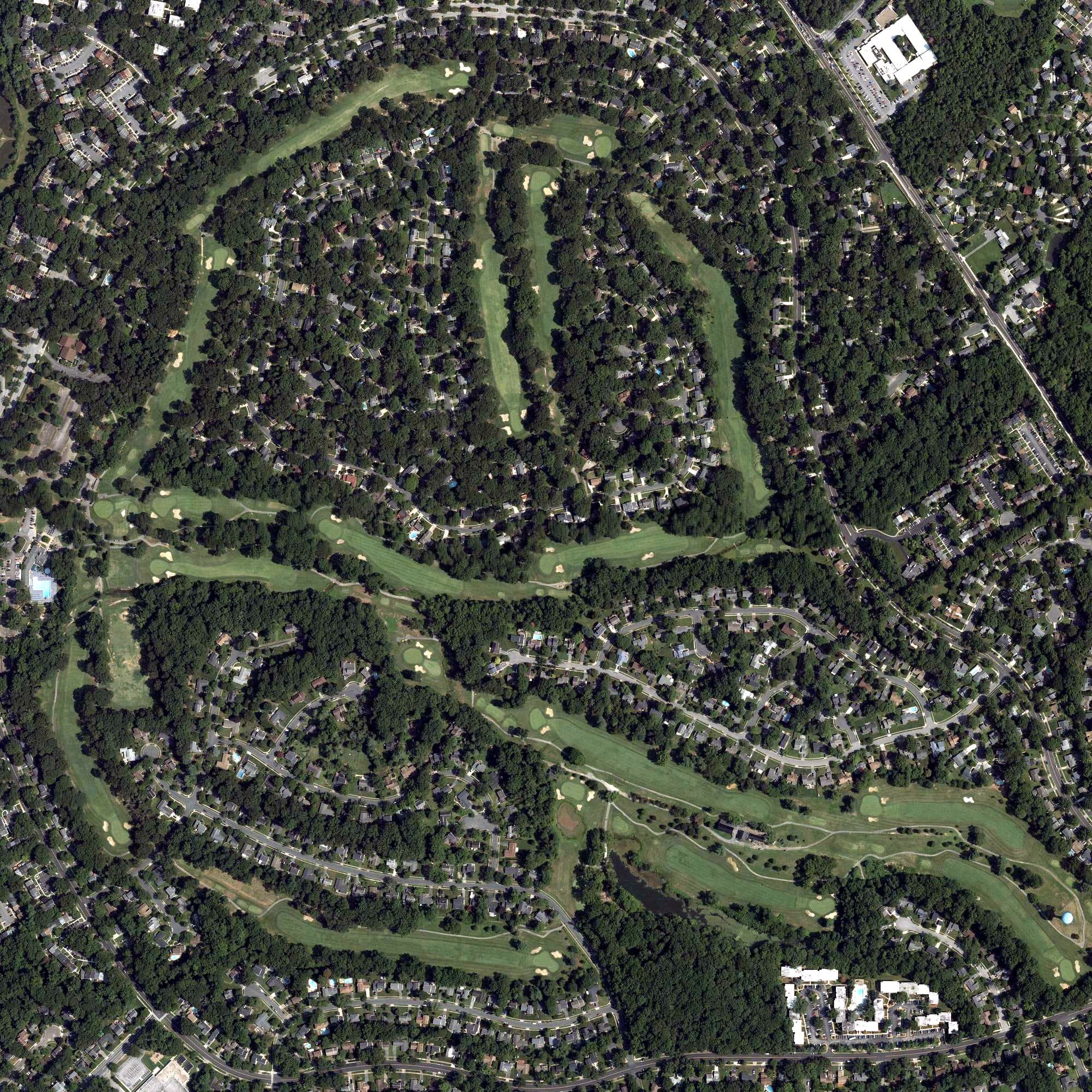 Aerial view of Crofton Country Club, MD, with its hole routing marked