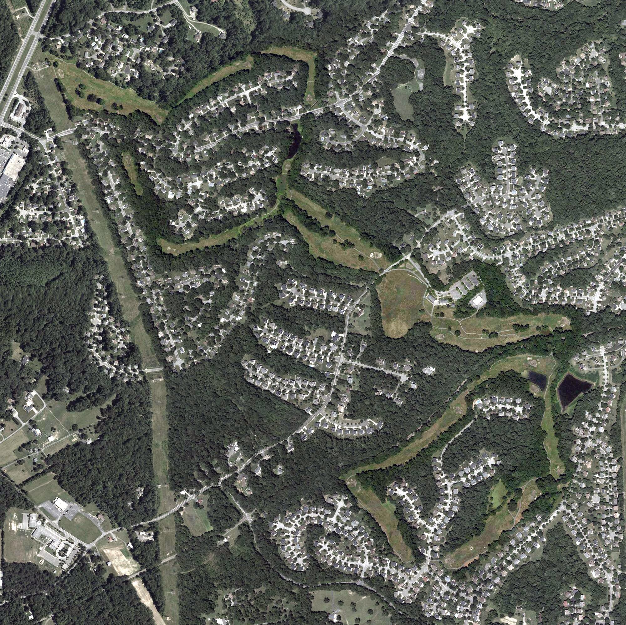 Aerial view of Marlton Golf Course, MD, with its hole routing marked