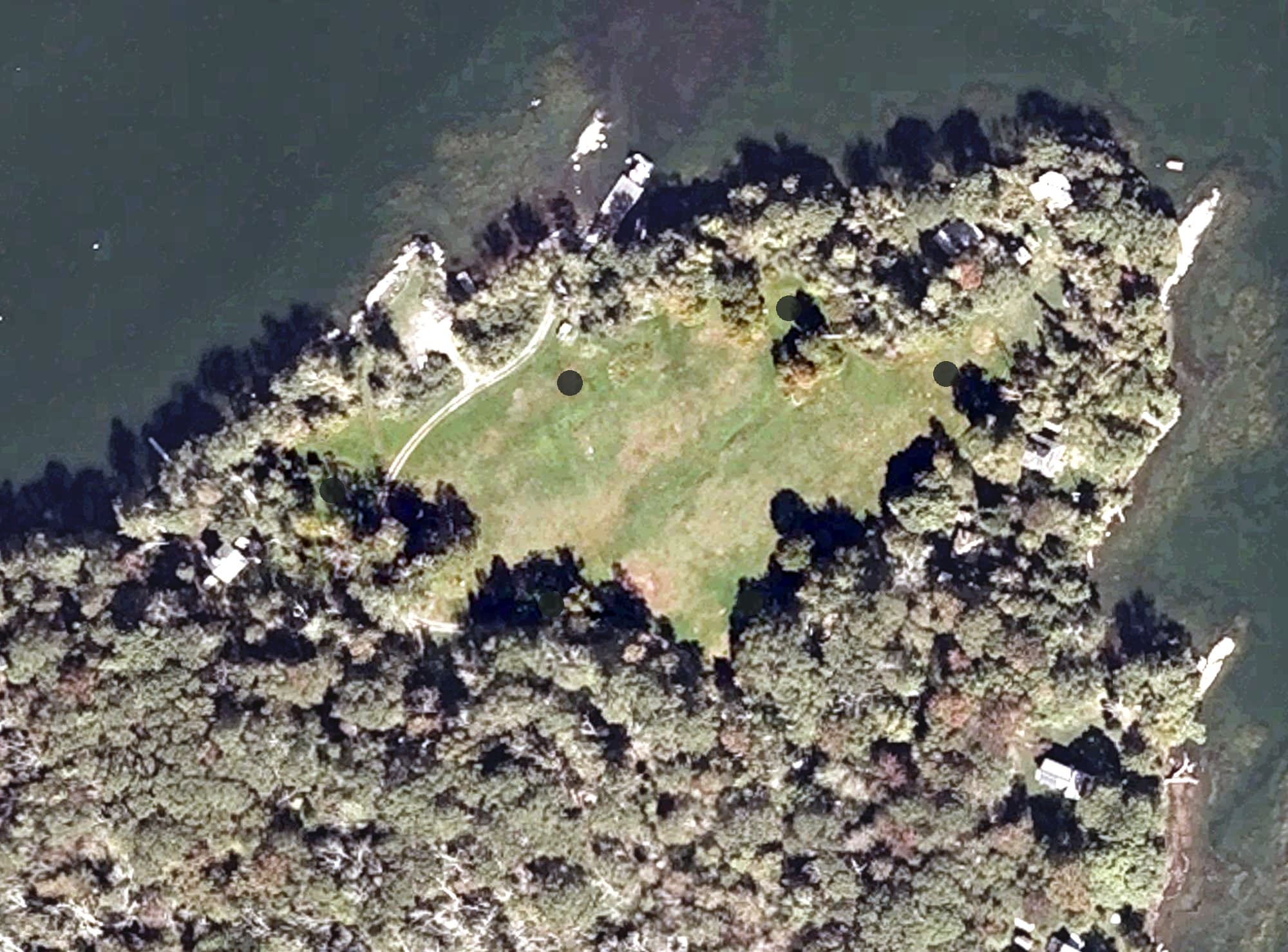 Aerial view of Bustins Island Golf Course, ME, with its hole routing marked