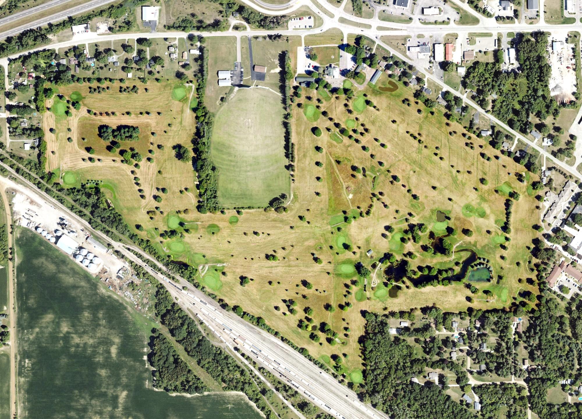 Aerial view of Dutch Hollow Golf Club, MI, with its hole routing marked