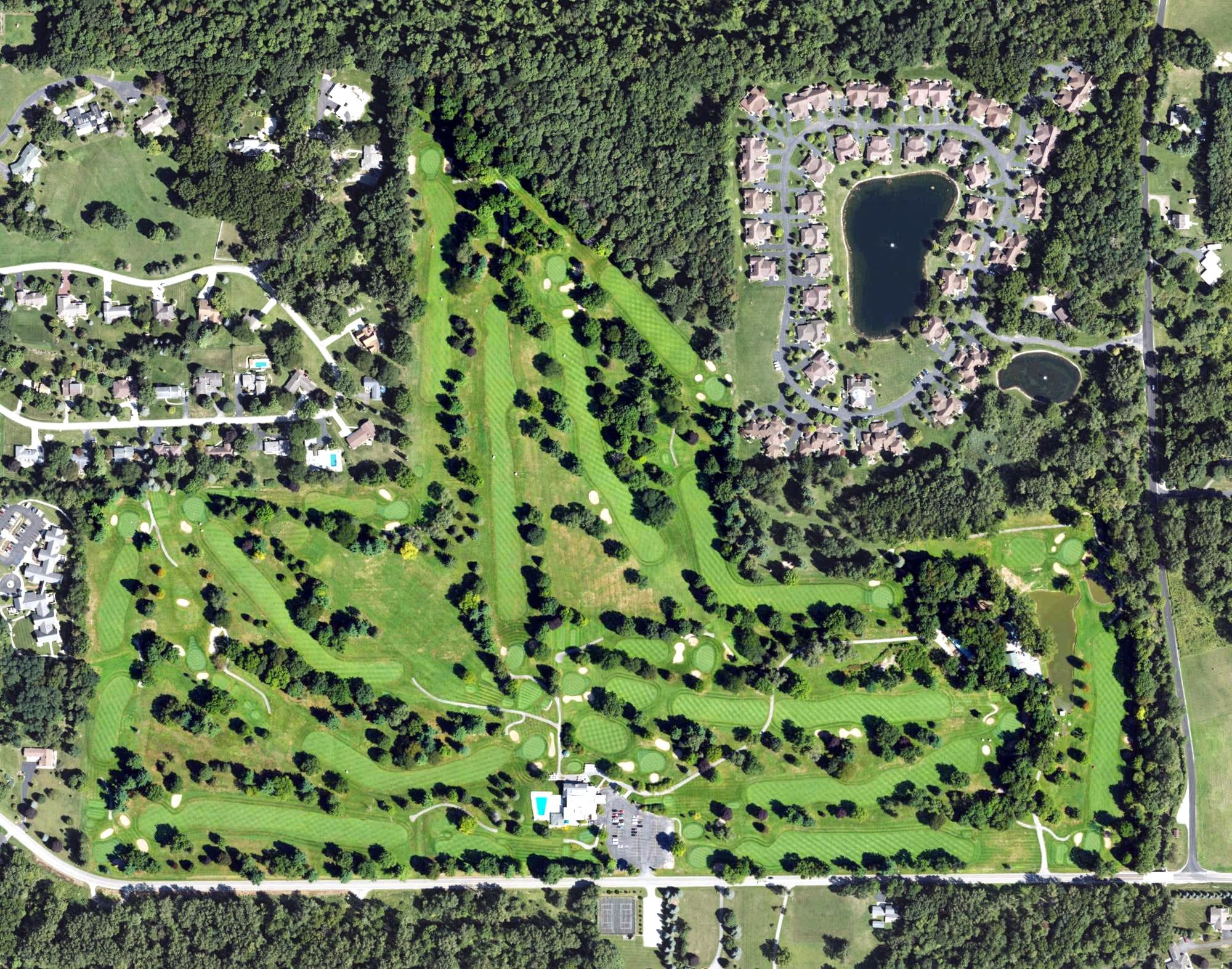 Aerial view of Lenawee Country Club, MI, with its hole routing marked