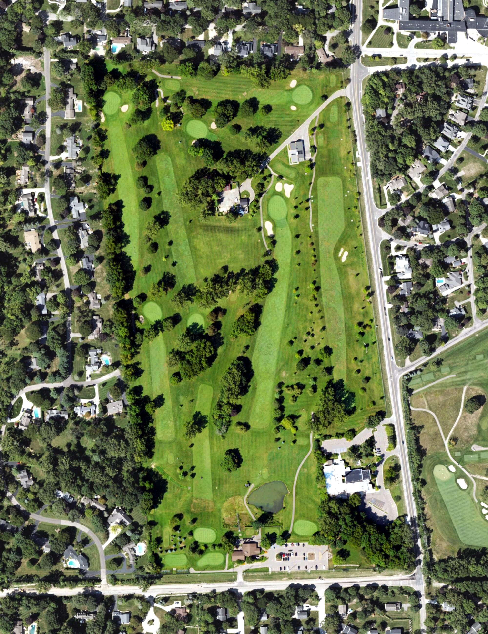 Aerial view of Lincoln Hills Golf Course, MI, with its hole routing marked