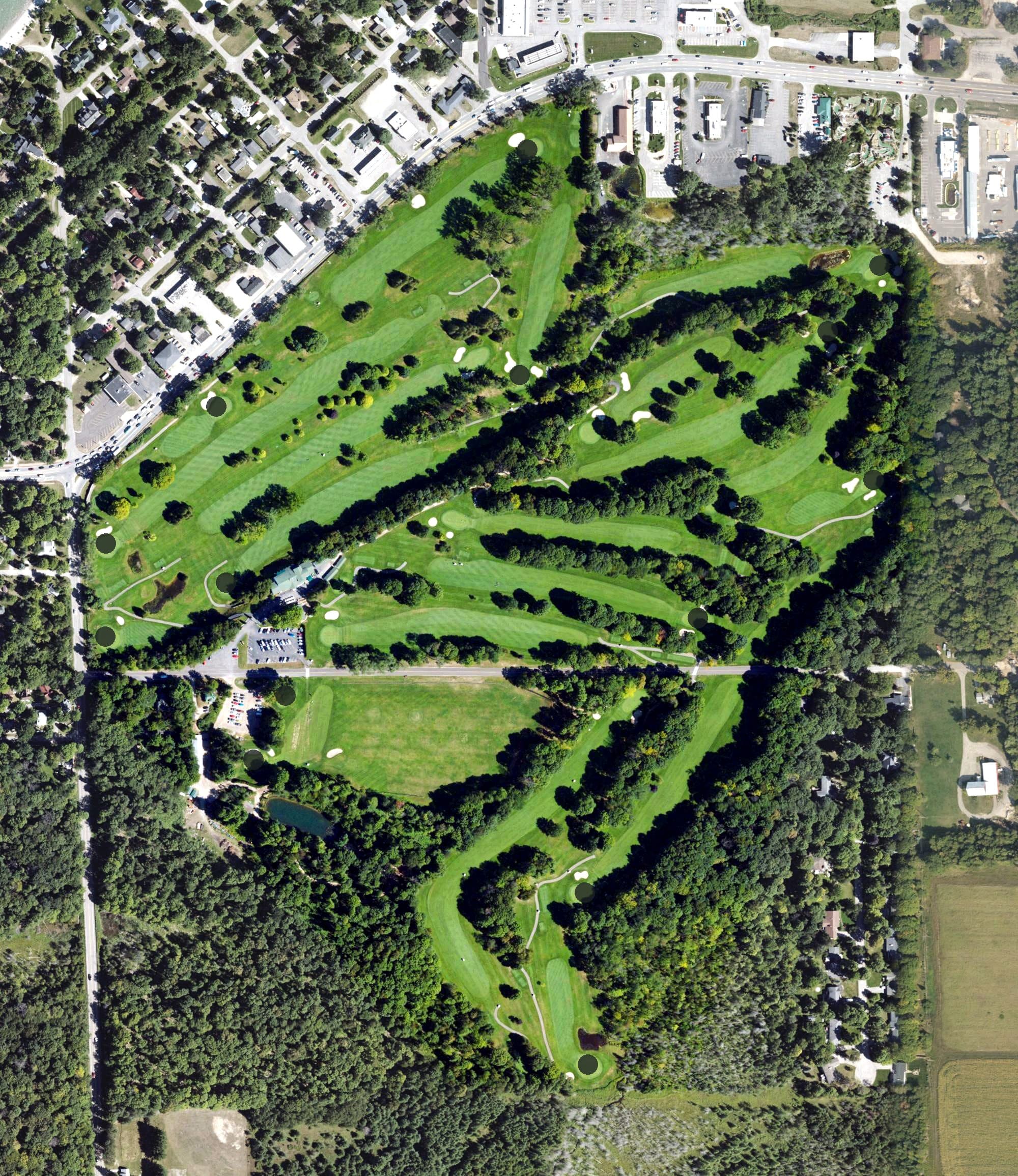Aerial view of Petoskey - Bay View Country Club, MI, with its hole routing marked