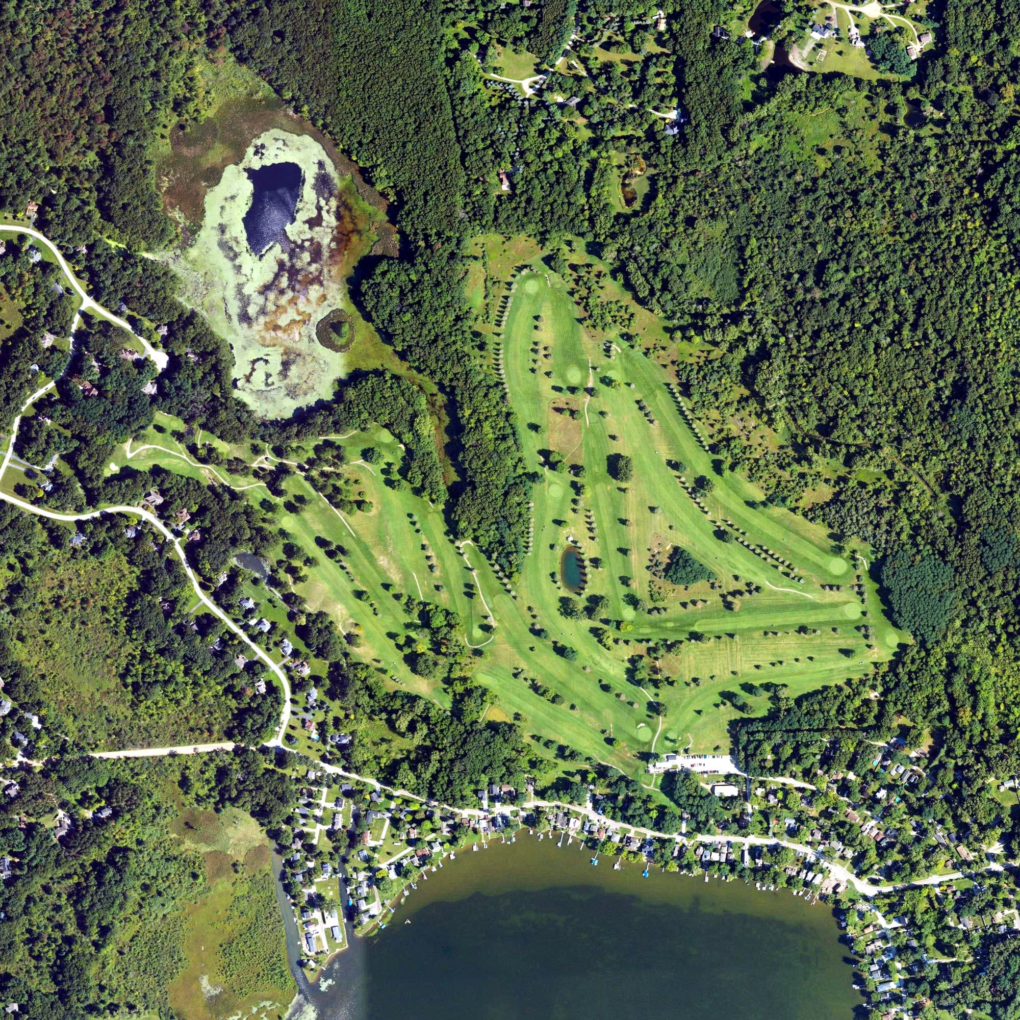Aerial view of Rush Lake Hills Golf Club, MI, with its hole routing marked