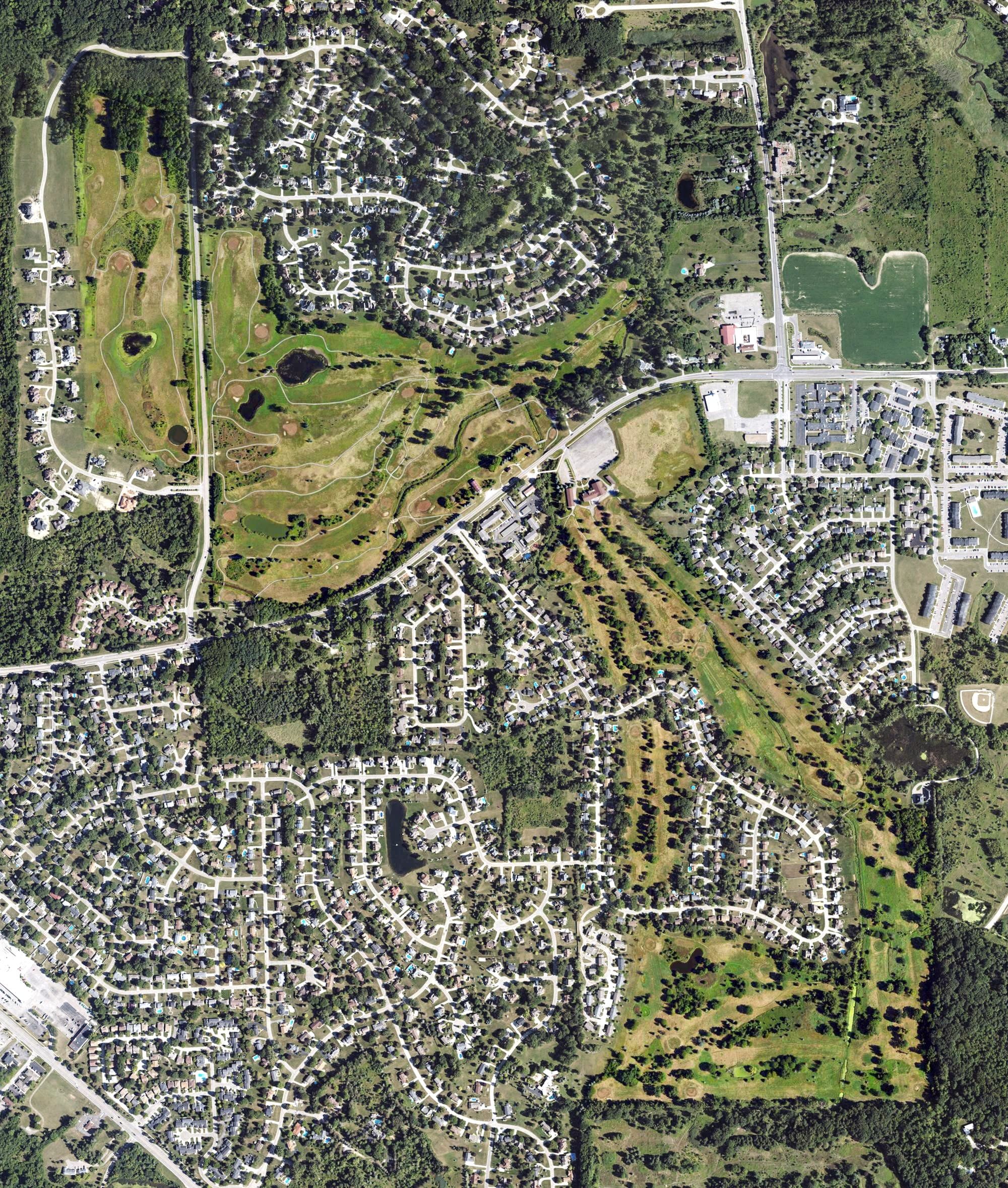 Aerial view of The Jewel of Grand Blanc, MI, with its hole routing marked