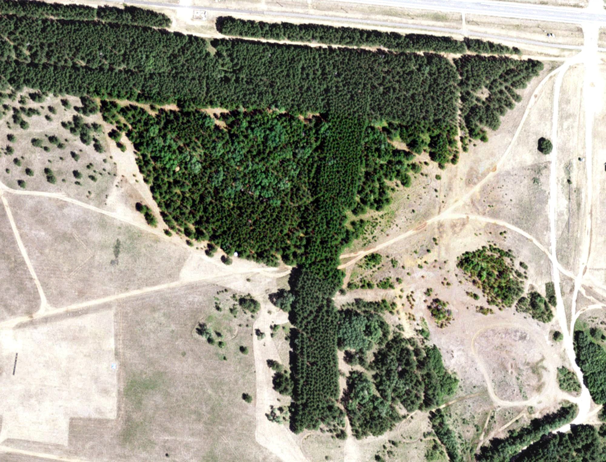 Aerial view of Disc Golf Course, MN, with its hole routing marked