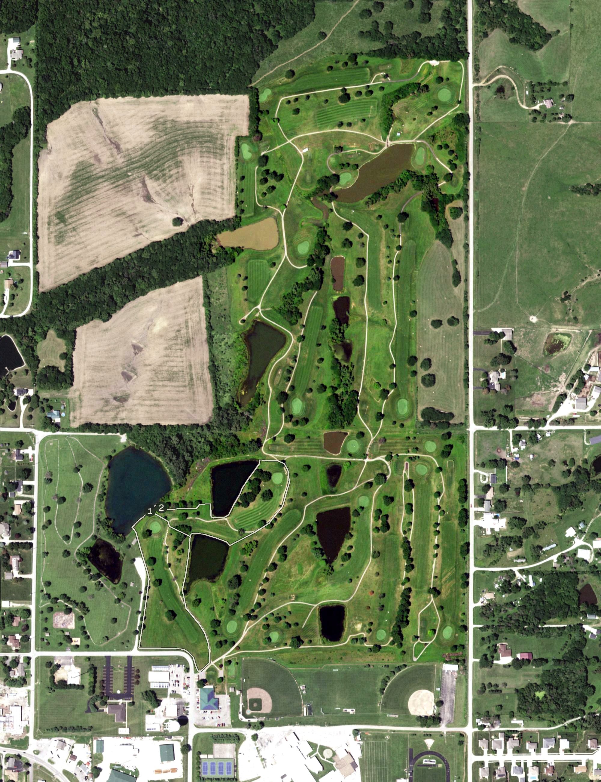 Aerial view of Duncan Hills Golf Course, MO, with its hole routing marked