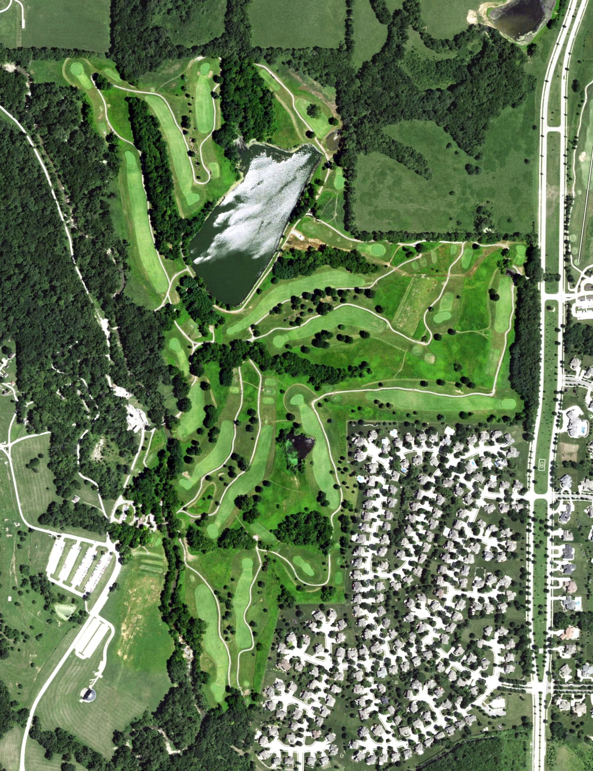 Aerial view of Hodge Park Golf Course, MO, with its hole routing marked