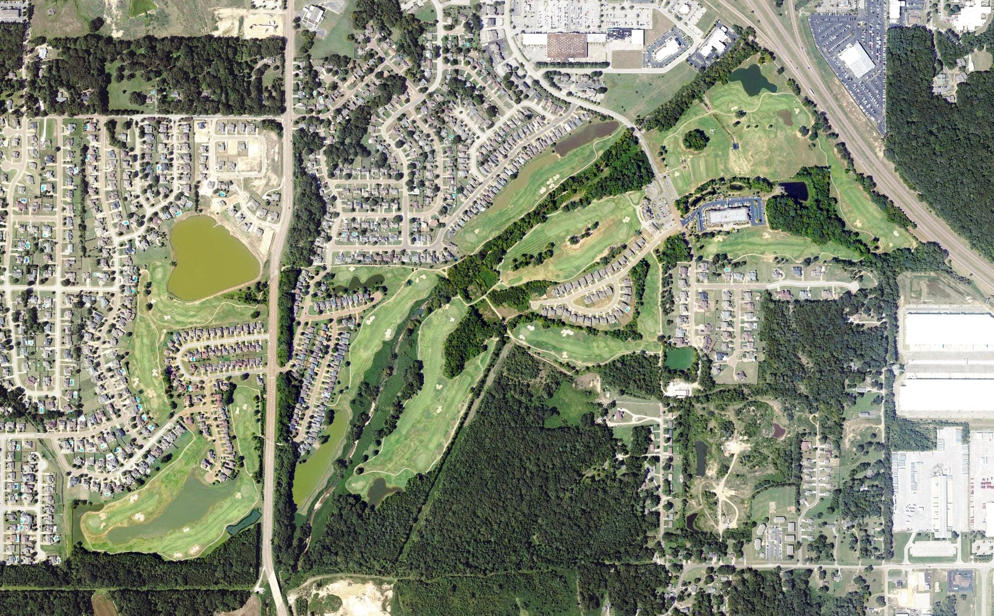 Aerial view of Cherokee Valley Golf Course, MS, with its hole routing marked