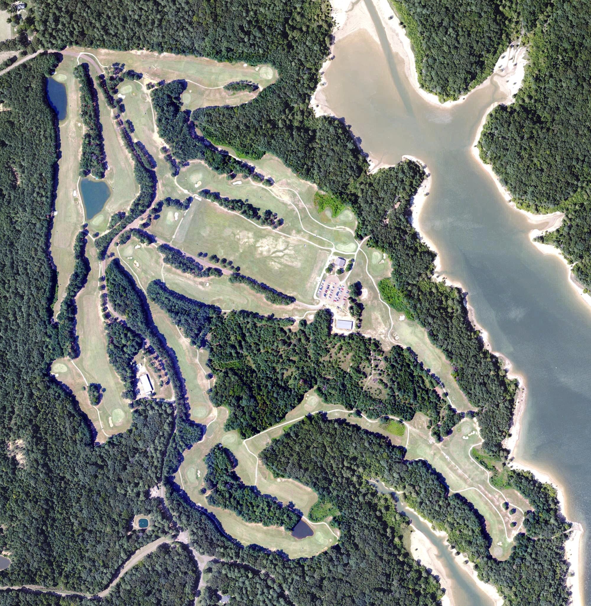 Aerial view of Mallard Pointe Golf Course, MS, with its hole routing marked