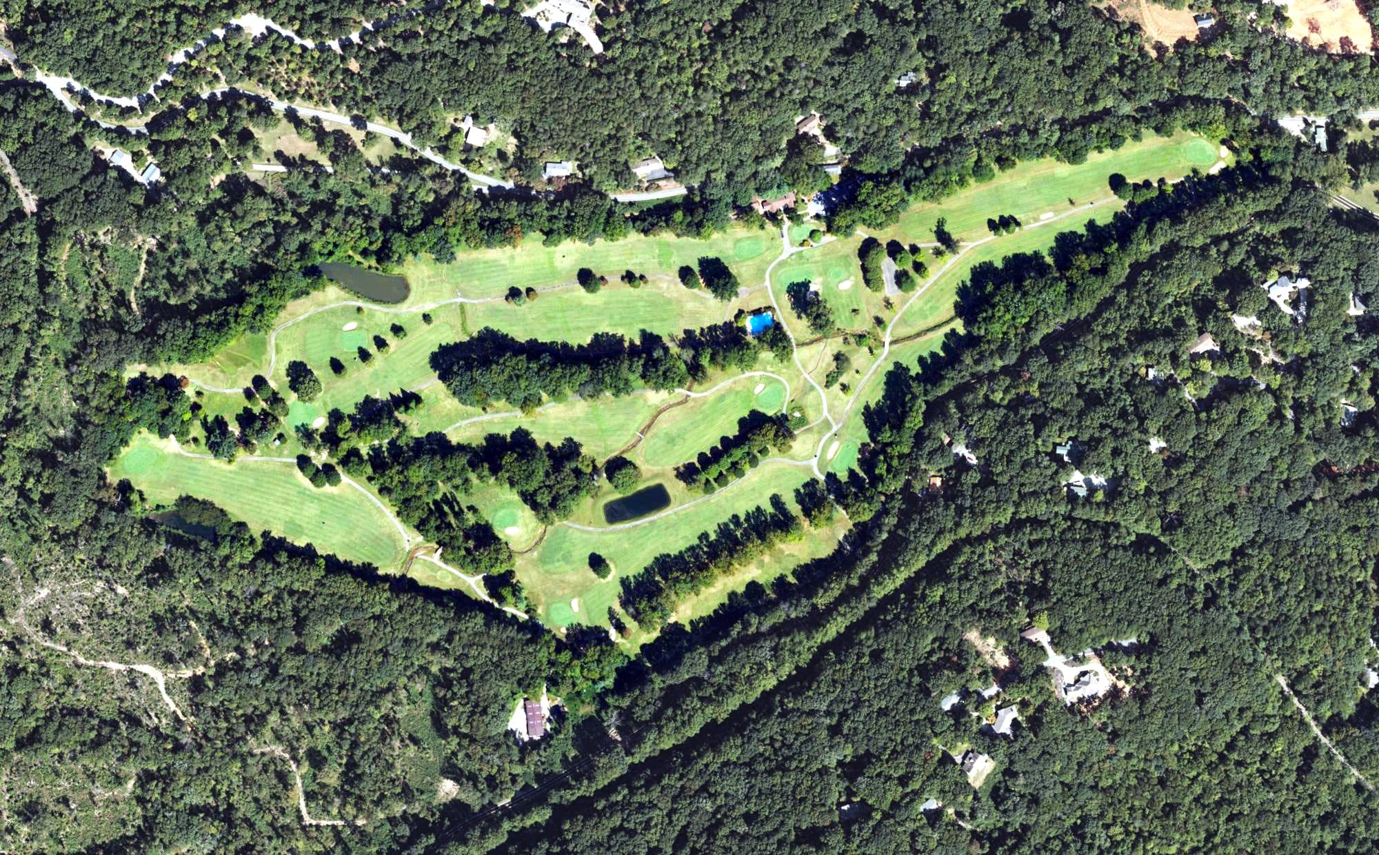 Aerial view of Tryon Country Club, NC, with its hole routing marked
