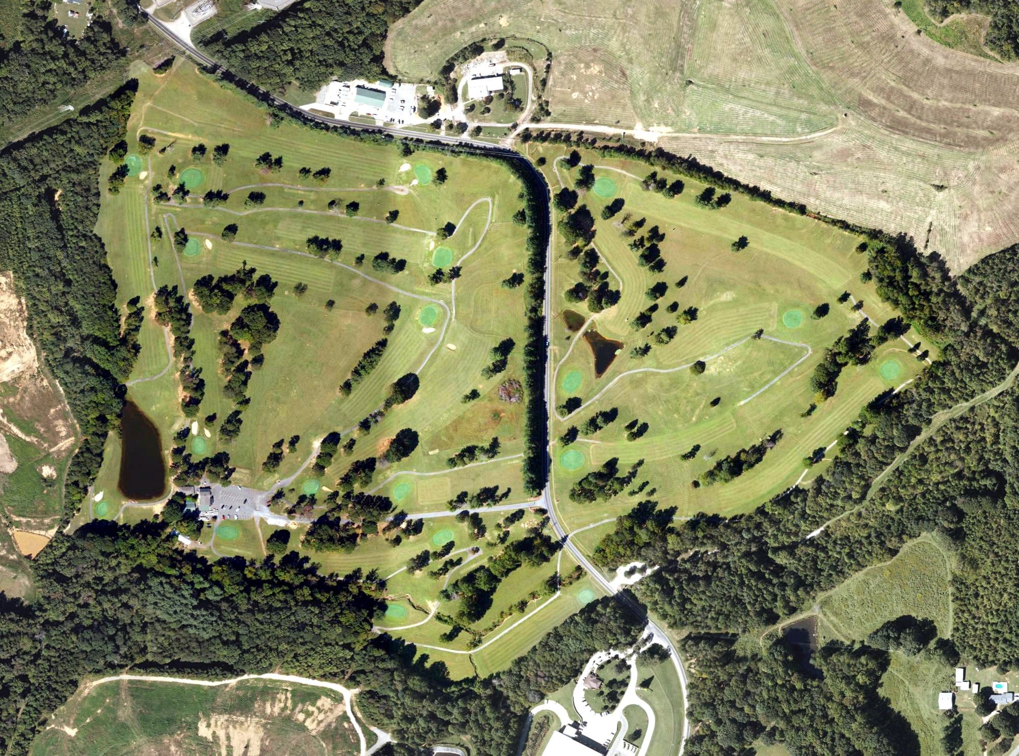 Aerial view of Twin Oaks Golf Course, NC, with its hole routing marked