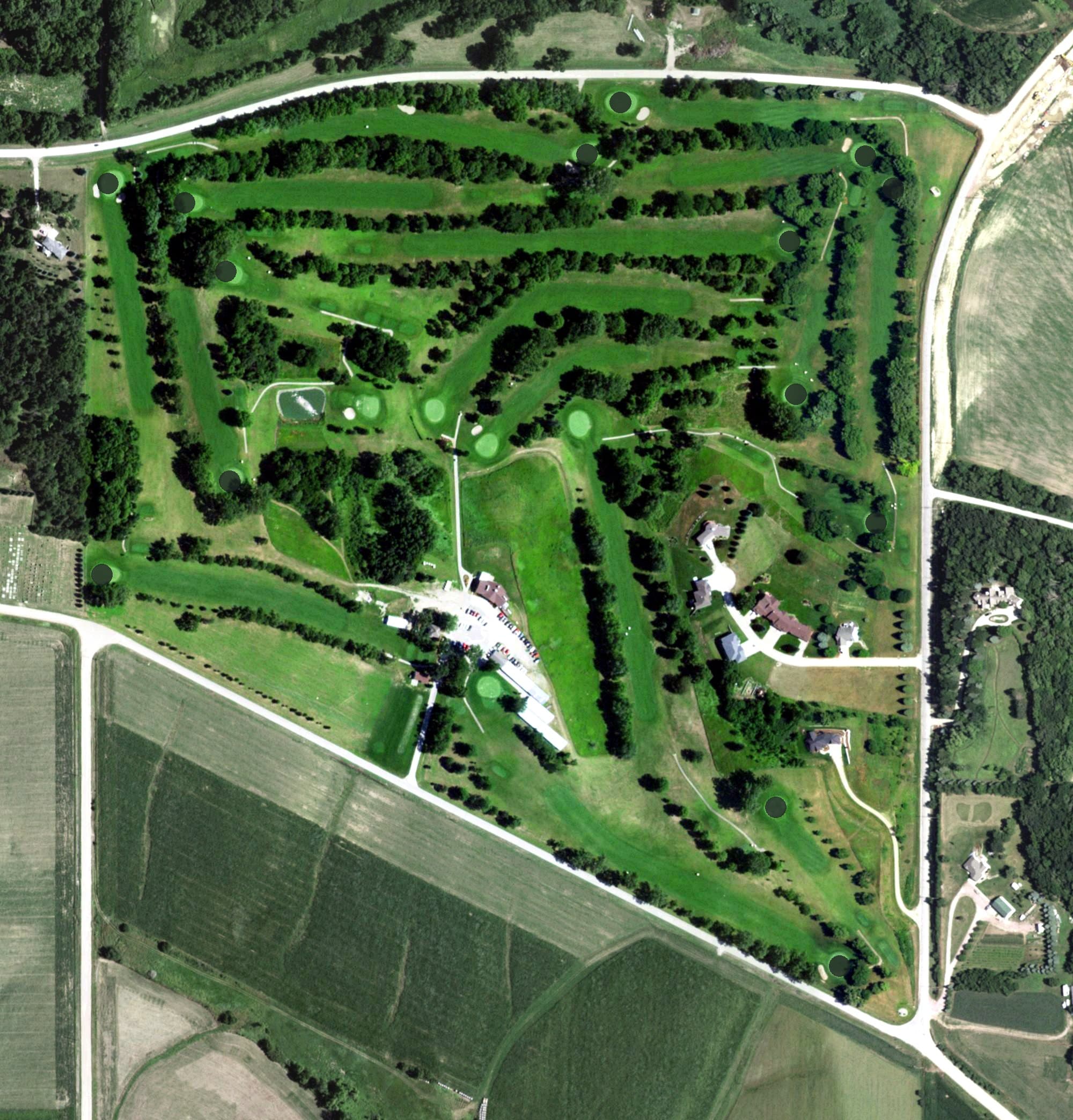Aerial view of Indian Trails Country Club, NE, with its hole routing marked