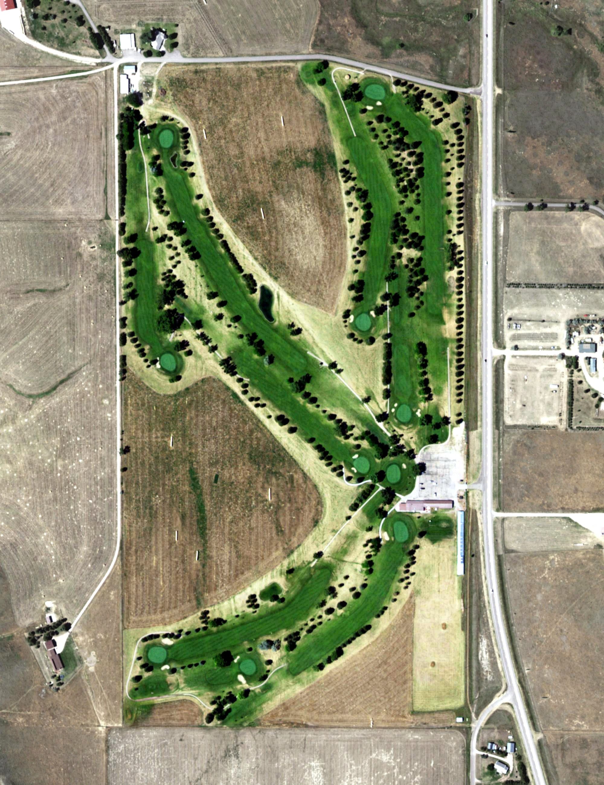 Aerial view of Ridgeview Country Club, NE, with its hole routing marked
