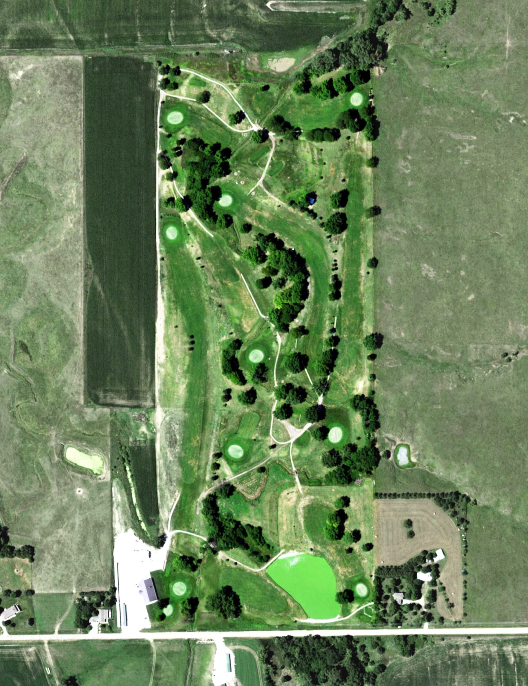 Aerial view of Superior Country Club, NE, with its hole routing marked