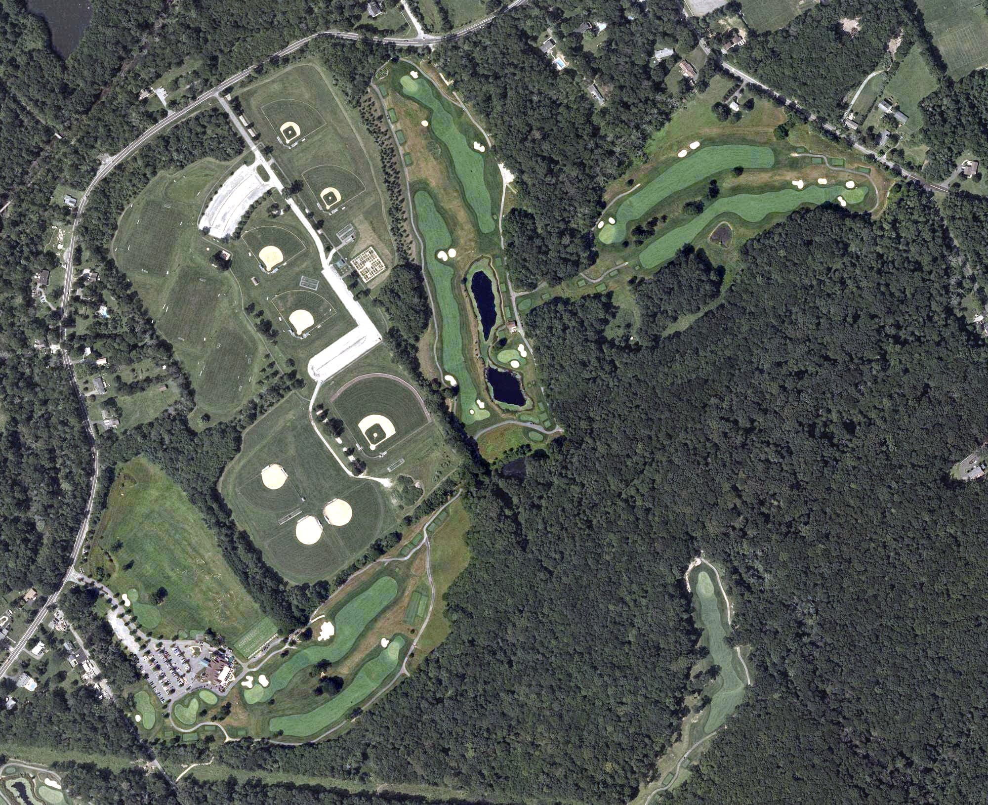 Aerial view of Black Oak Golf Club, NJ, with its hole routing marked
