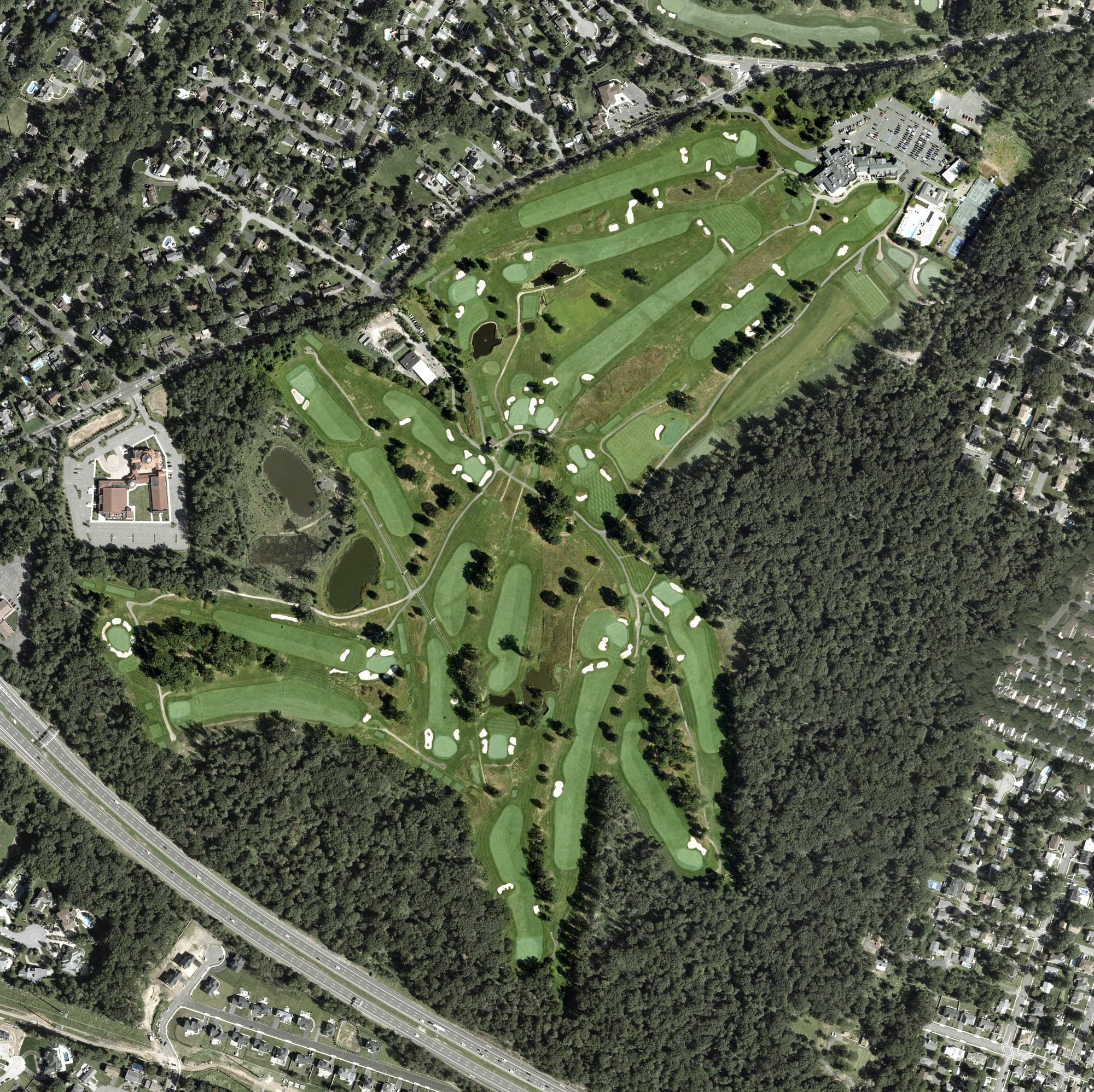 Aerial view of Crestmont Country Club, NJ, with its hole routing marked