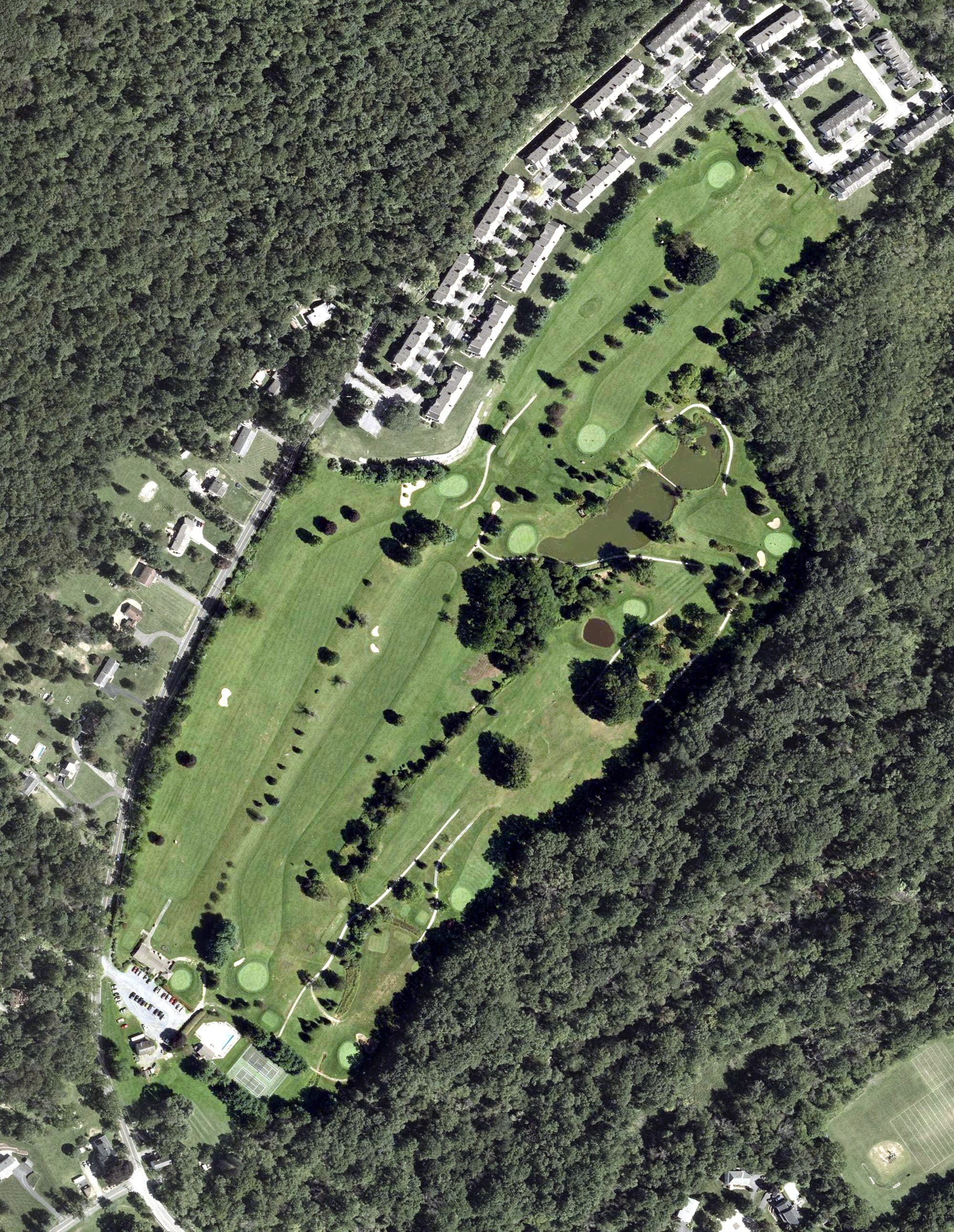 Aerial view of Fairway Valley Golf Club, NJ, with its hole routing marked