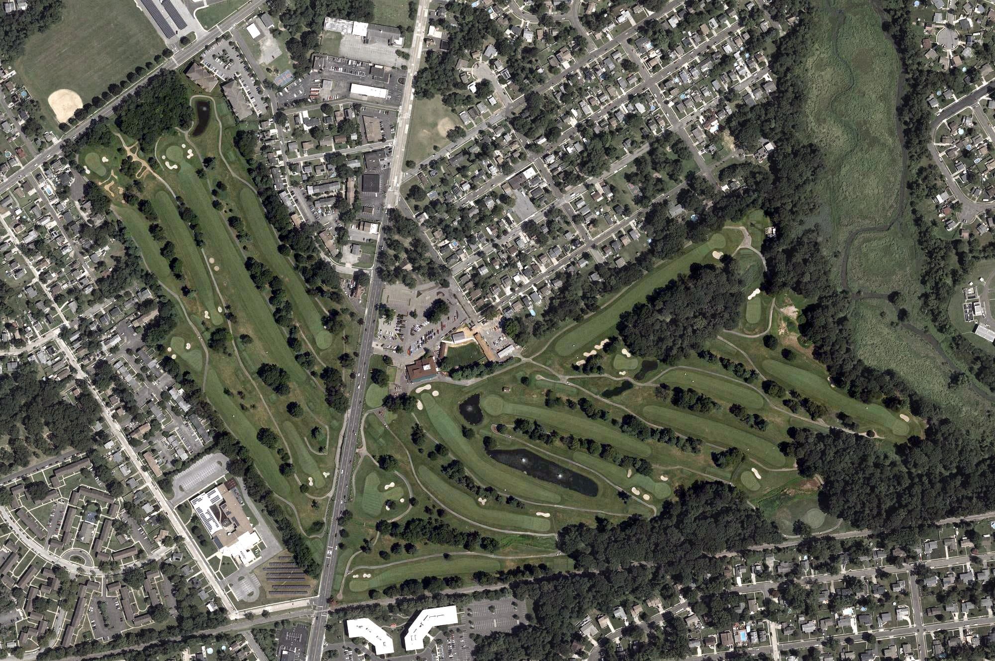 Aerial view of Pennsauken Country Club, NJ, with its hole routing marked