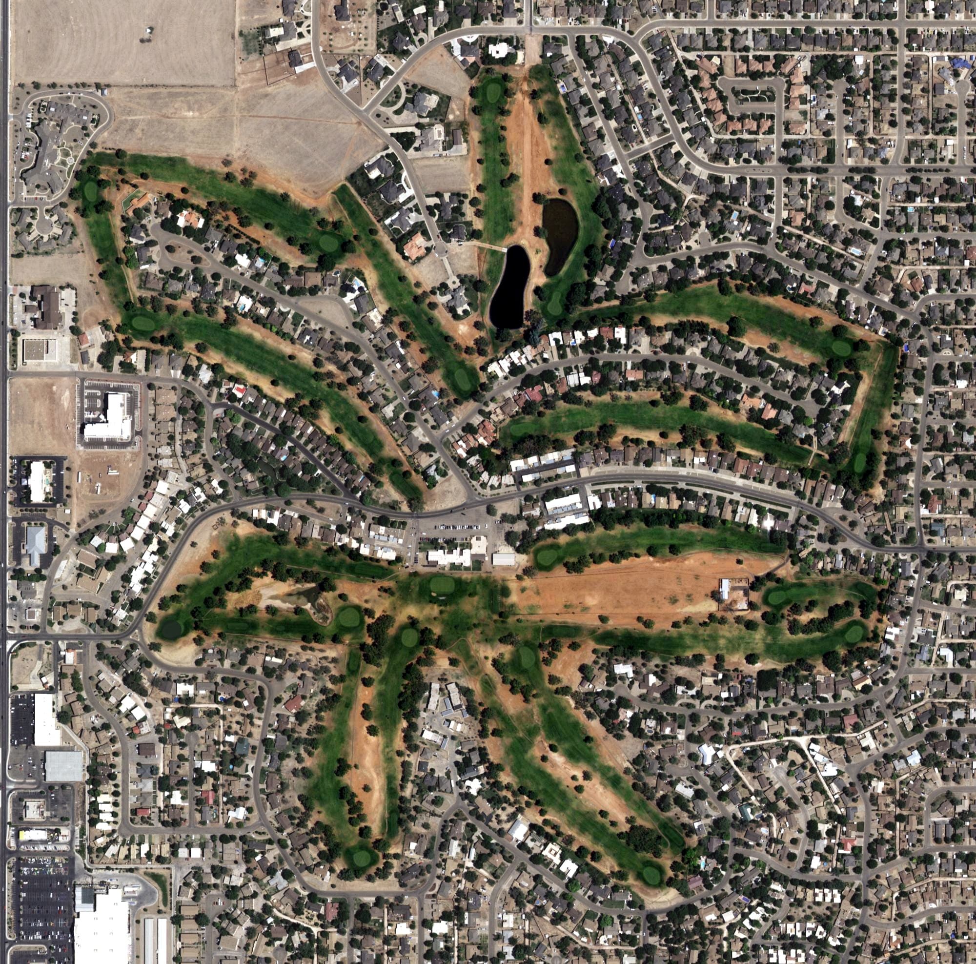 Aerial view of Chaparral Country Club, NM, with its hole routing marked