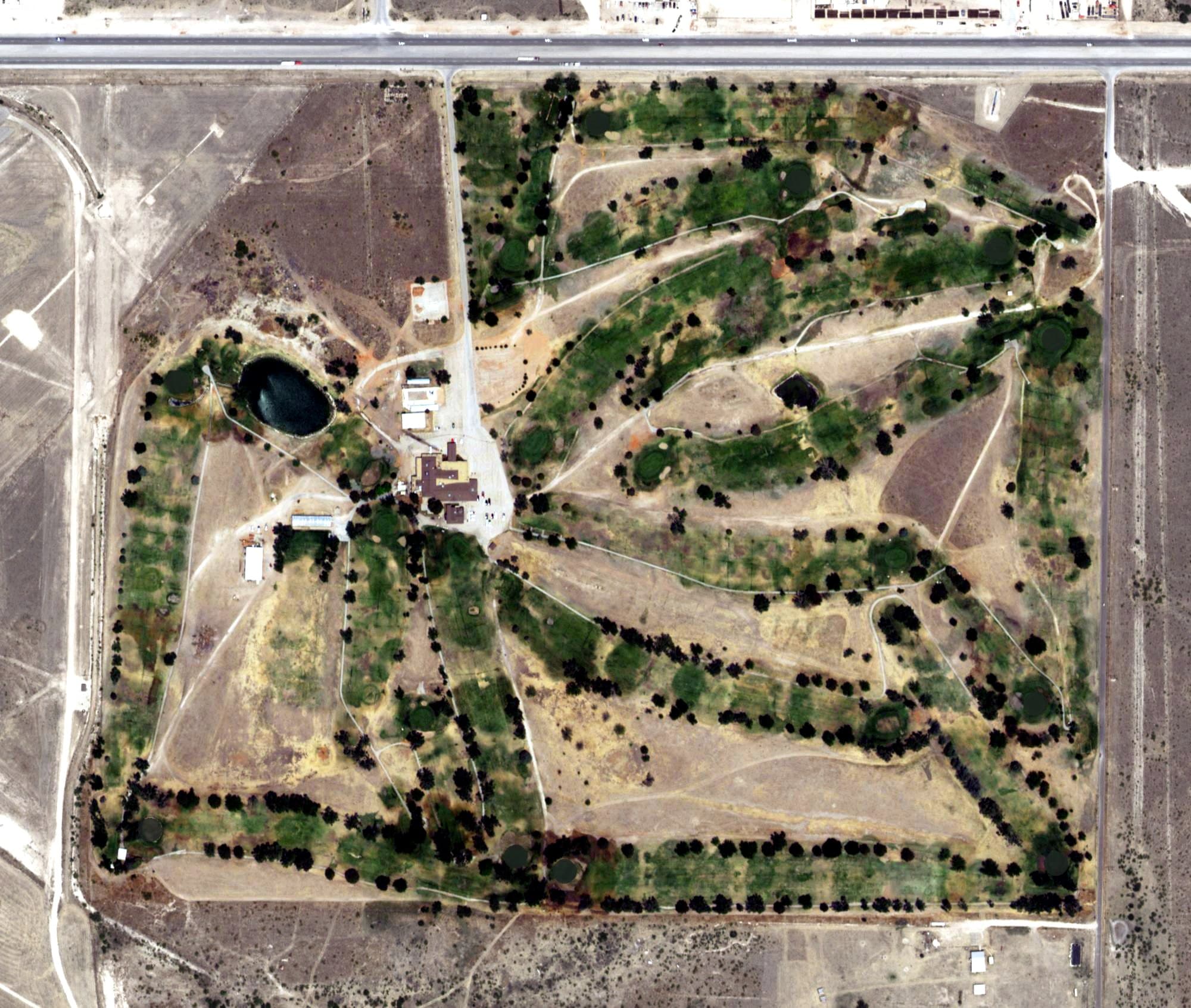 Aerial view of Hobbs Country Club, NM, with its hole routing marked