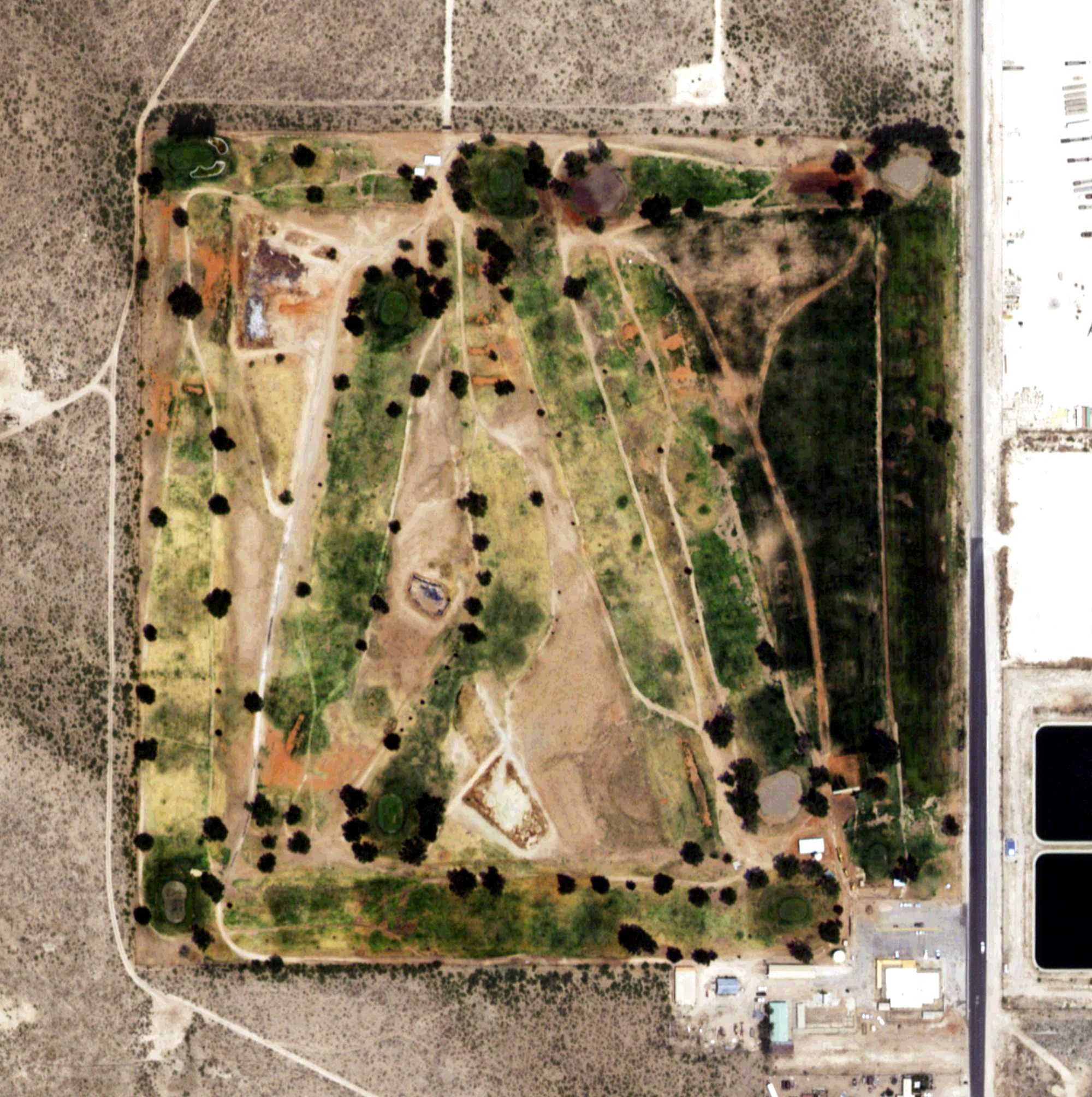 Aerial view of Jal Country Club, NM, with its hole routing marked