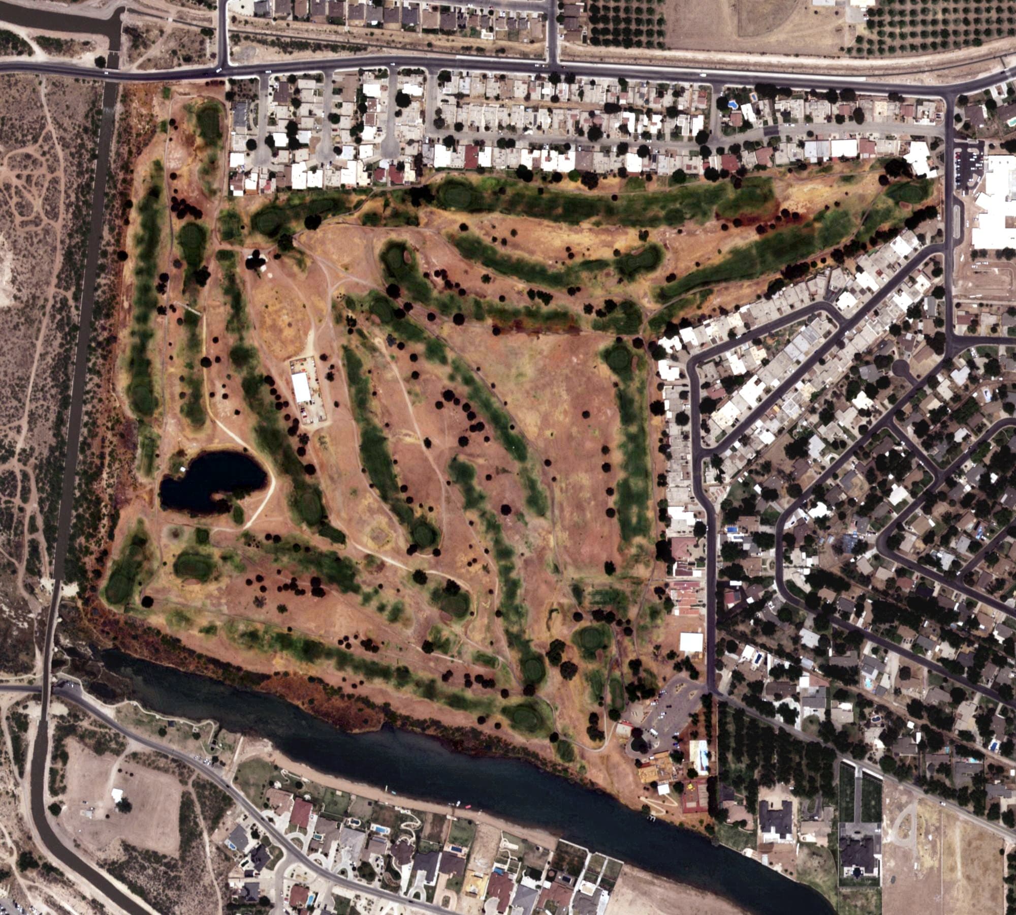 Aerial view of Riverside Country Club, NM, with its hole routing marked