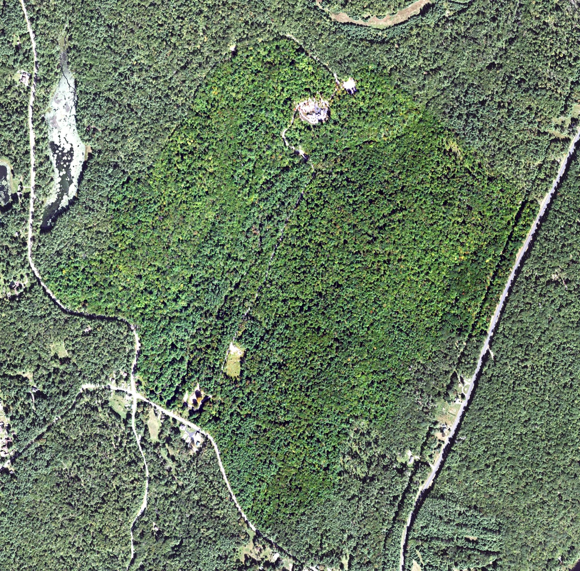 Aerial view of Forest Glen Club (abandoned), NY, with its hole routing marked