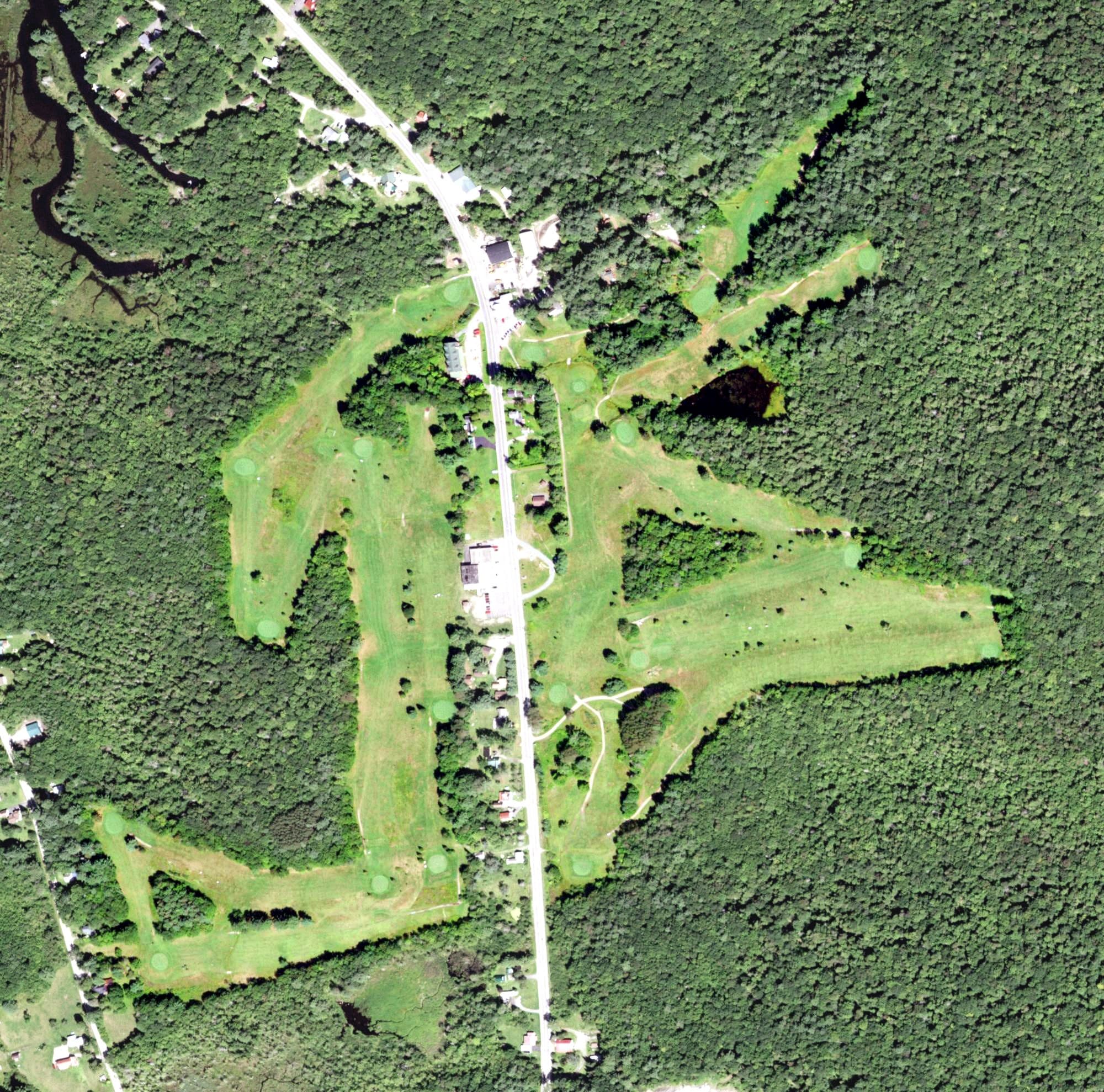 Aerial view of Nick Stoner Municipal Golf Course, NY, with its hole routing marked