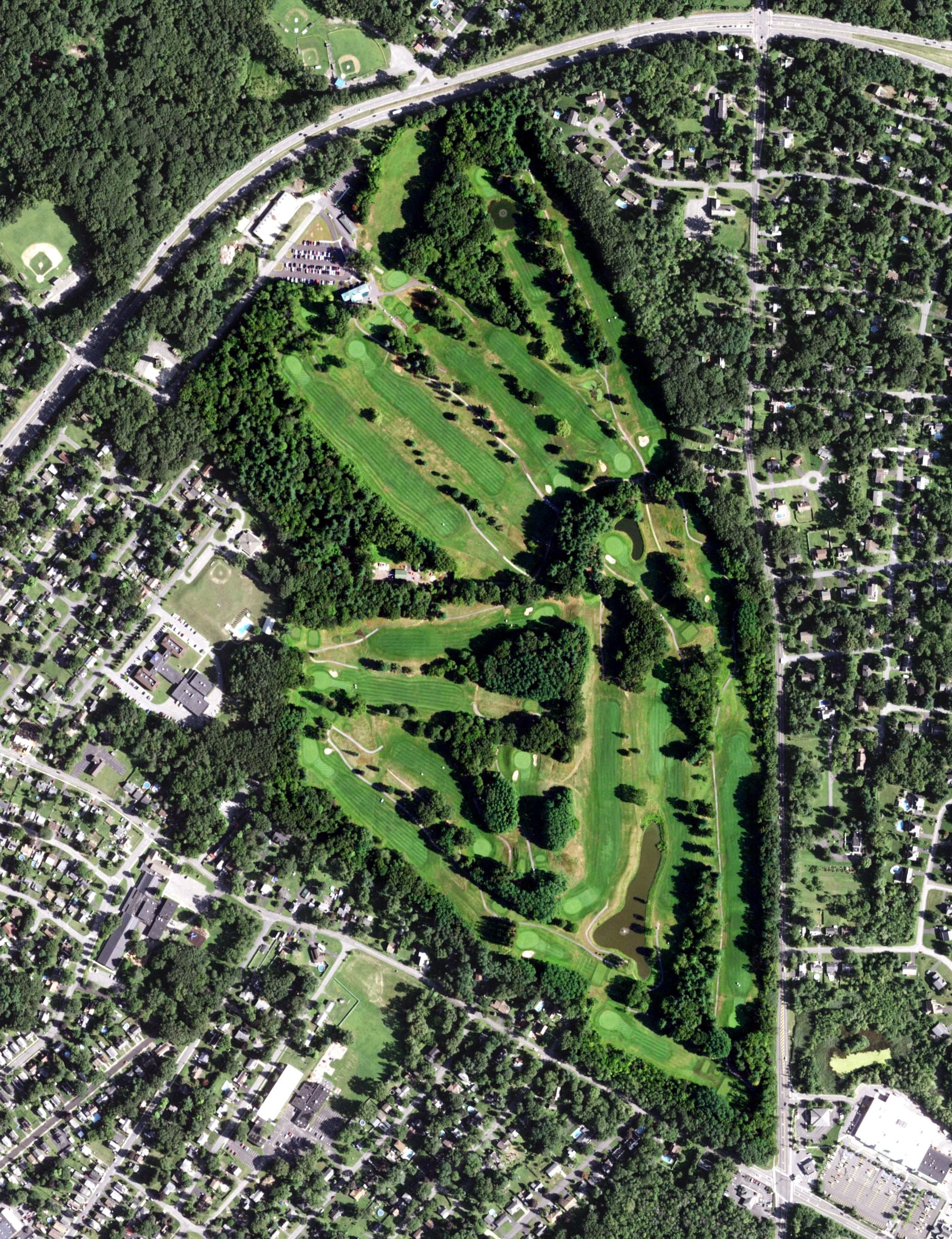 Aerial view of Schenectady Municipal Golf Course, NY, with its hole routing marked