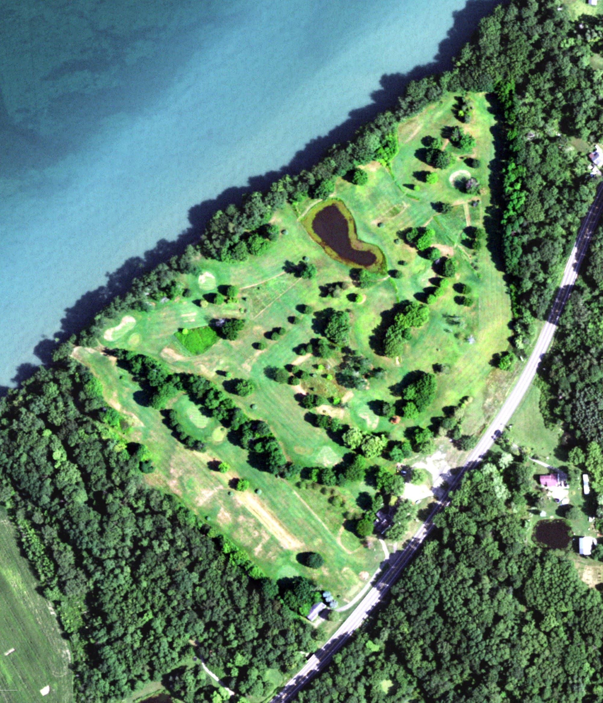 Aerial view of Sugar Hill Golf Course, NY, with its hole routing marked