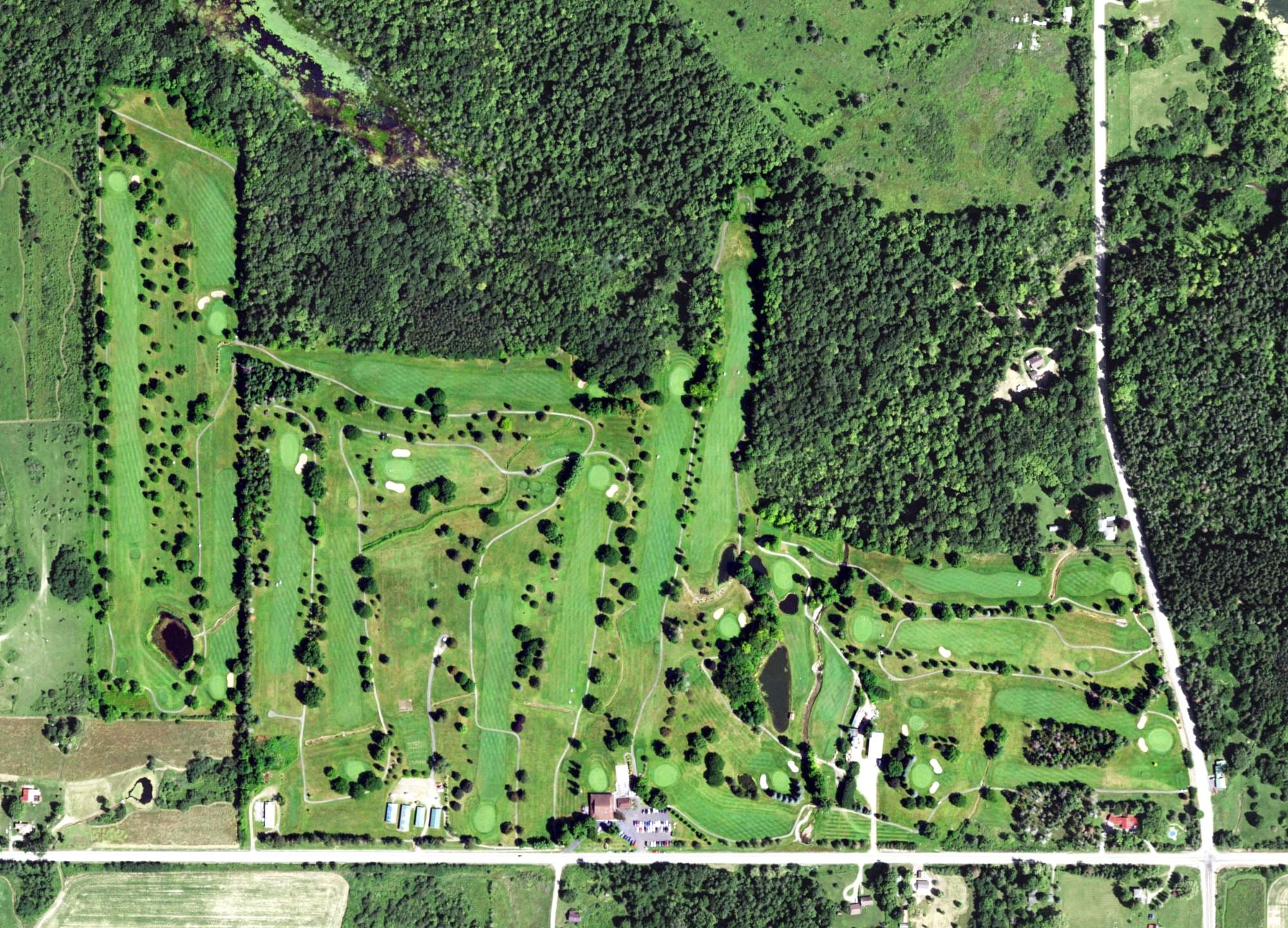 Aerial view of Tri-County Country Club, NY, with its hole routing marked