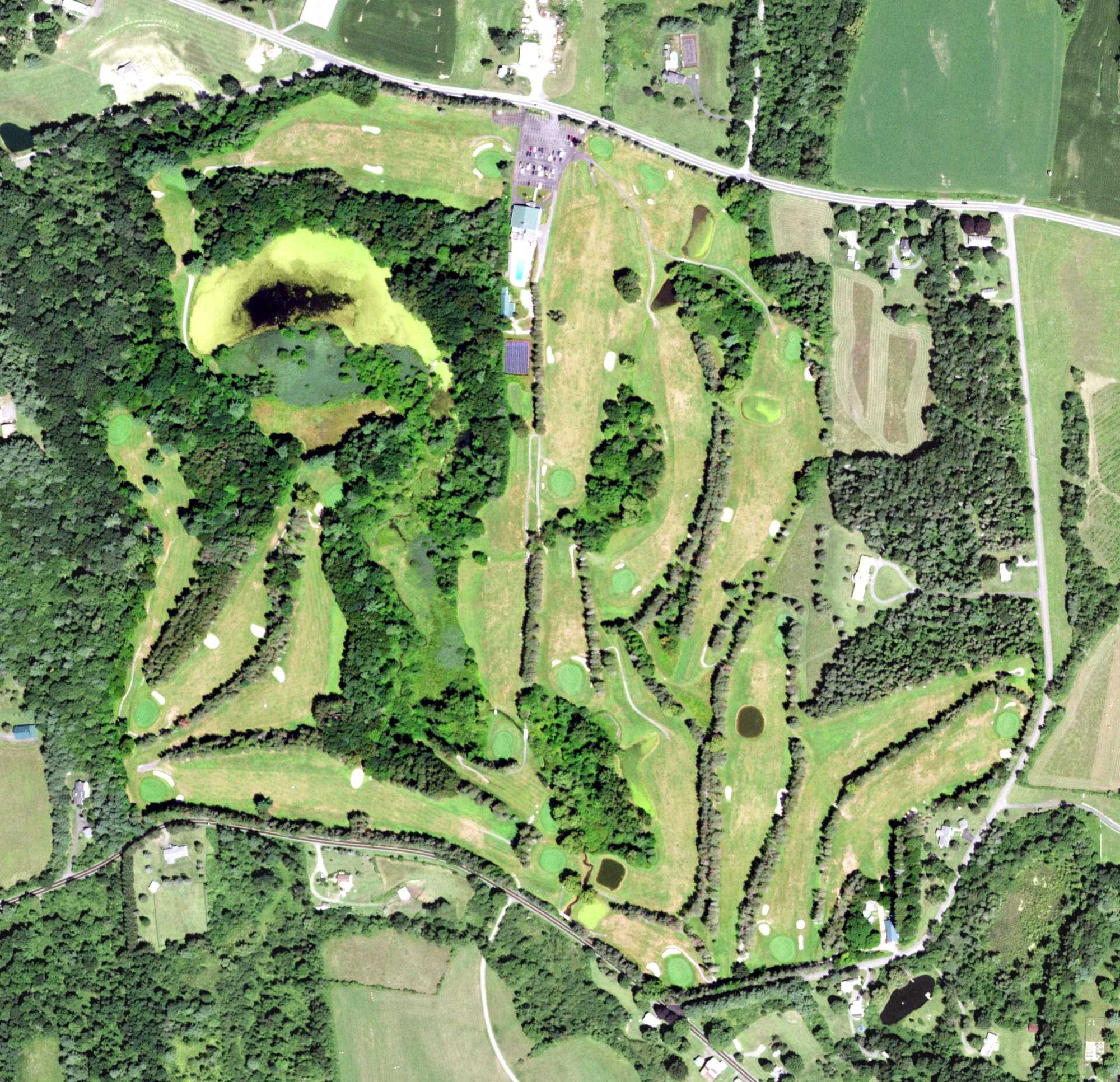 Aerial view of Winding Brook Country Club, NY, with its hole routing marked