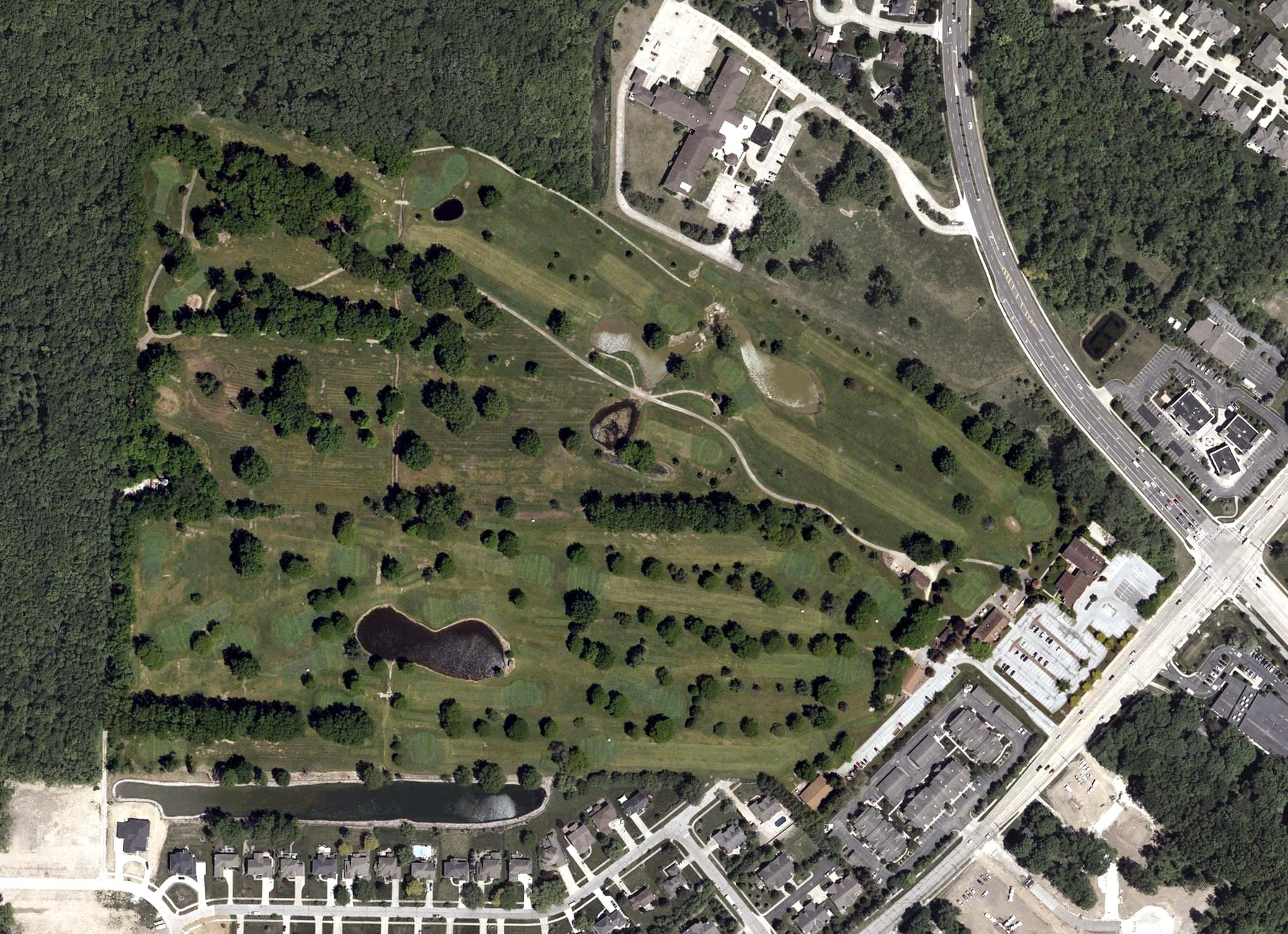 Aerial view of Meadowood Golf Course, OH, with its hole routing marked