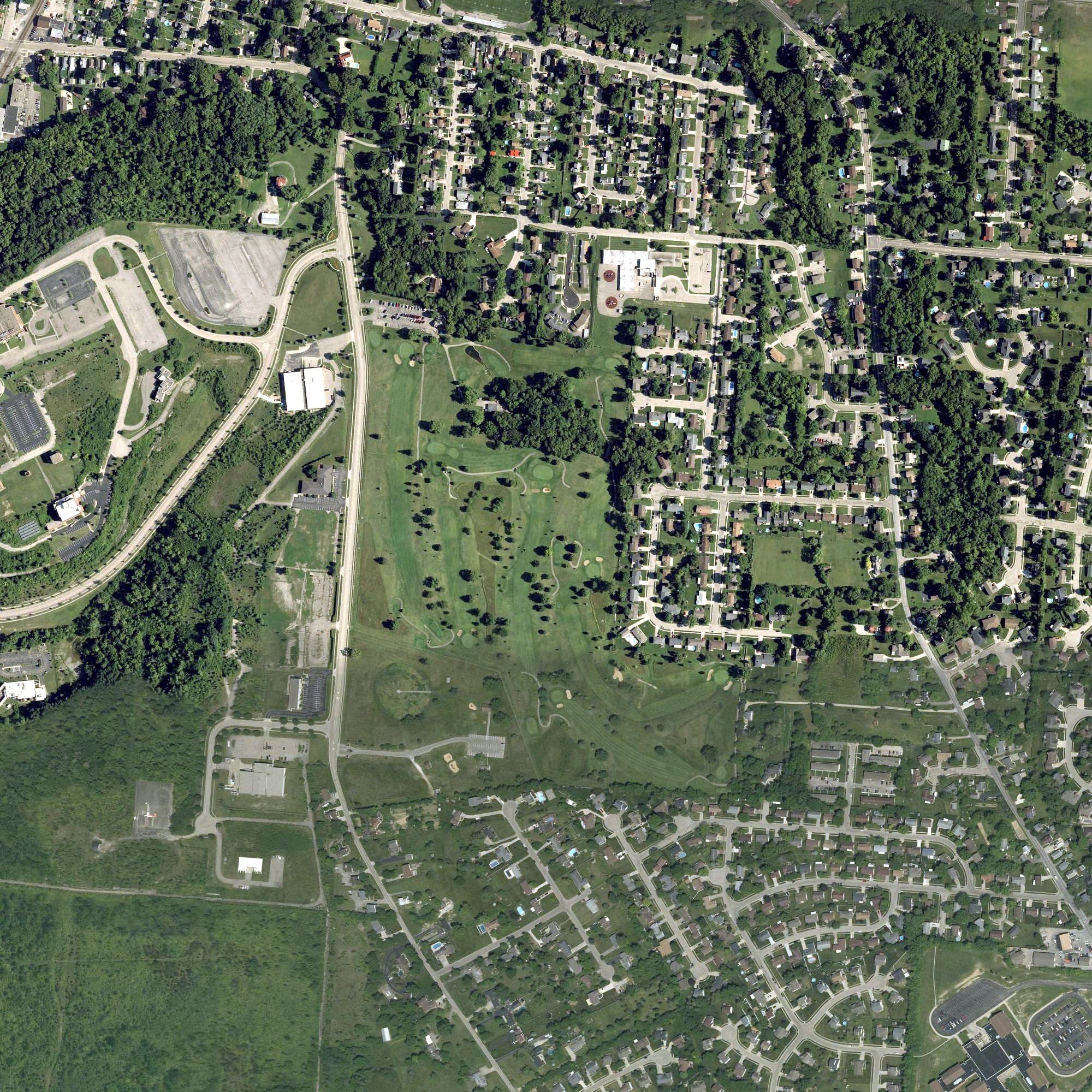 Aerial view of Mound Golf Course, OH, with its hole routing marked