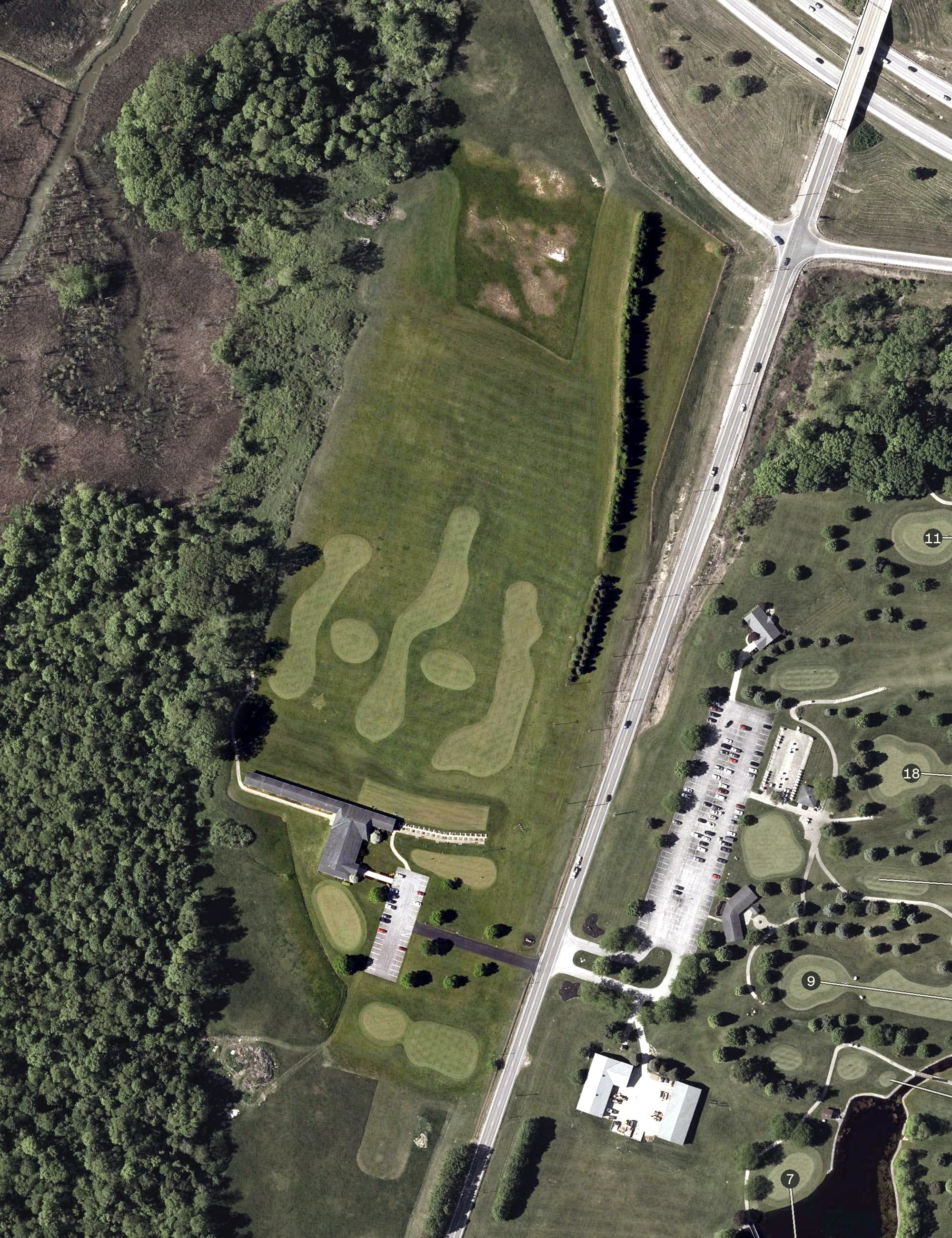 Aerial view of Thunderbird Driving Range, OH, with its hole routing marked