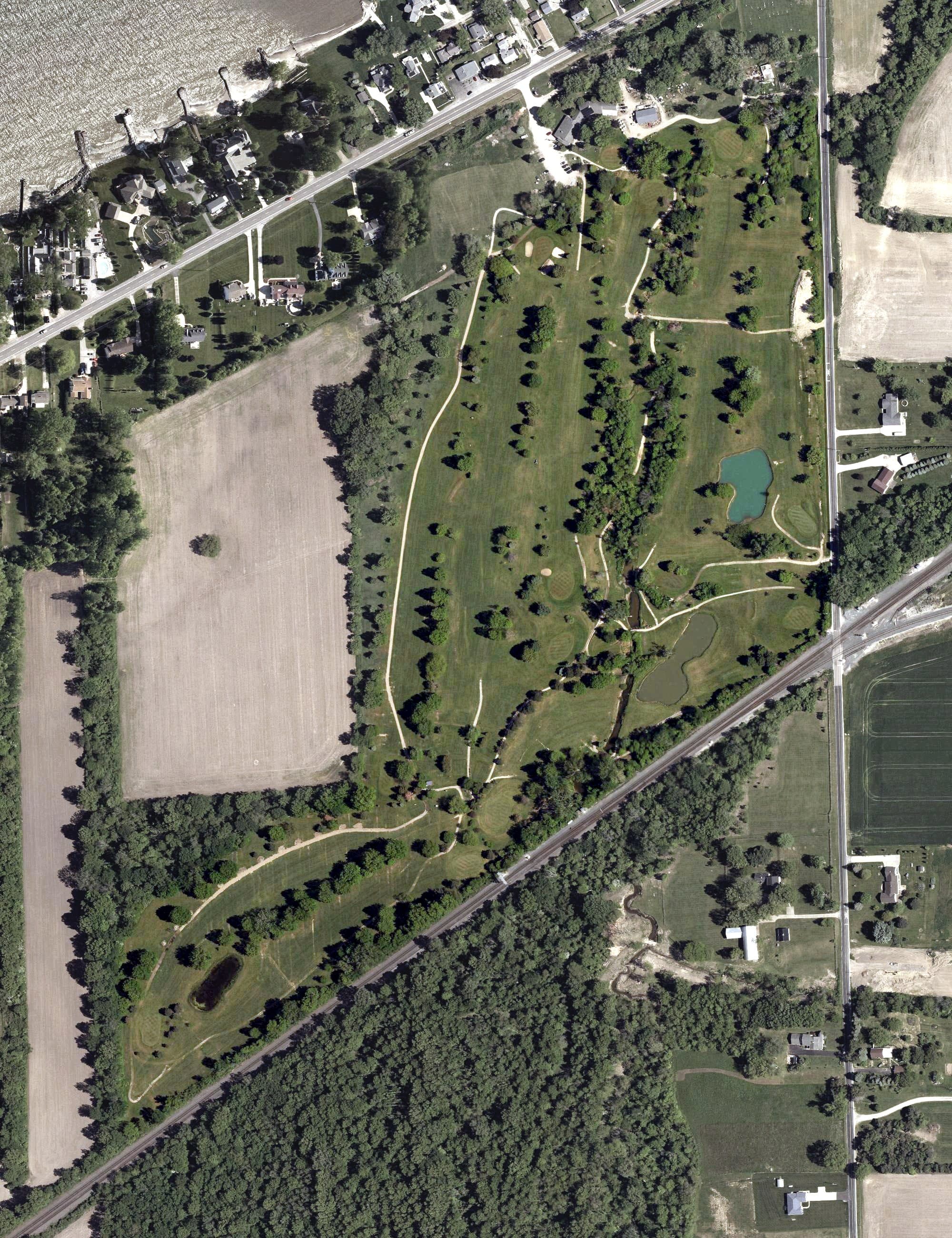 Aerial view of Vermilion Golf Course, OH, with its hole routing marked
