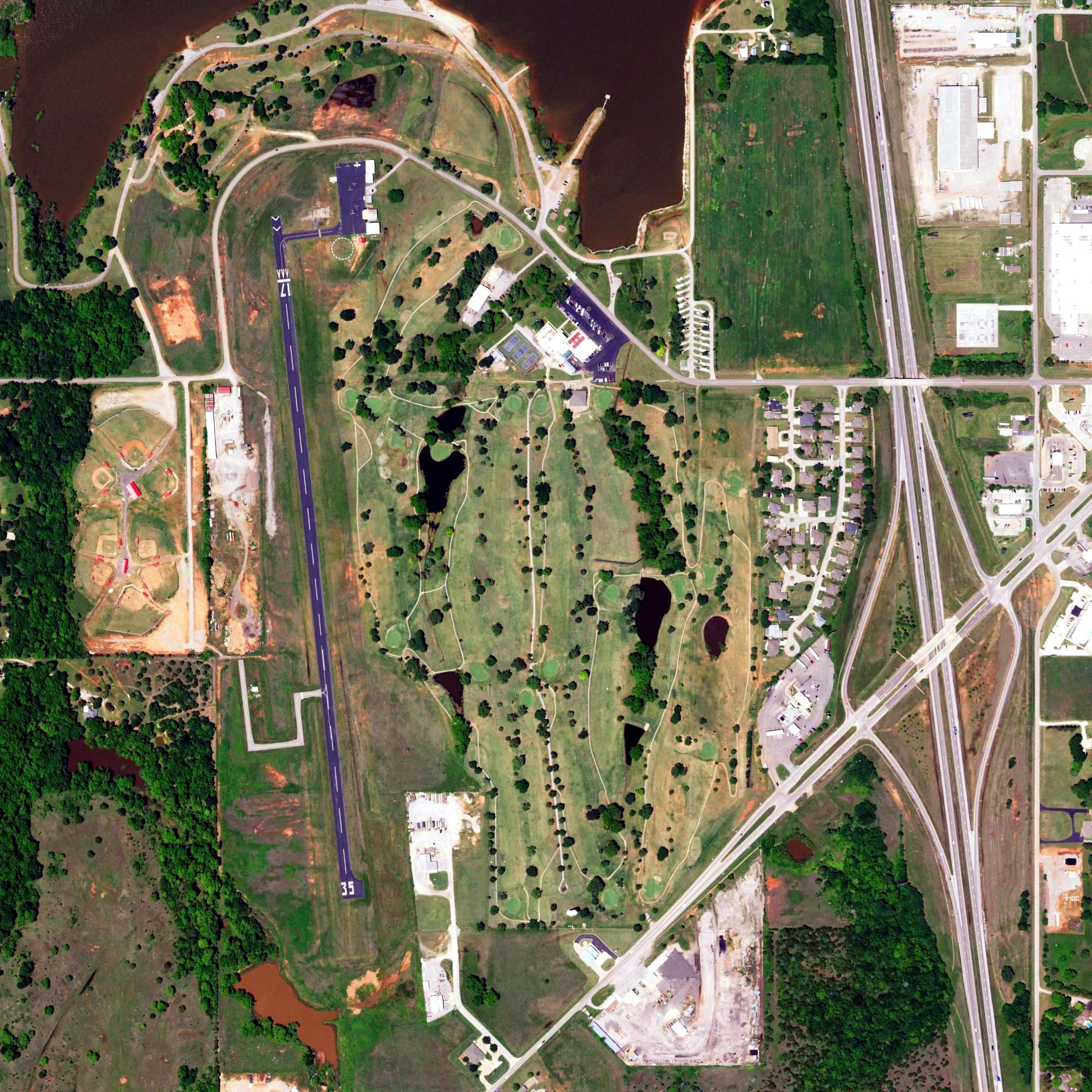 Aerial view of Brent Bruehl Memorial Golf Course, OK, with its hole routing marked
