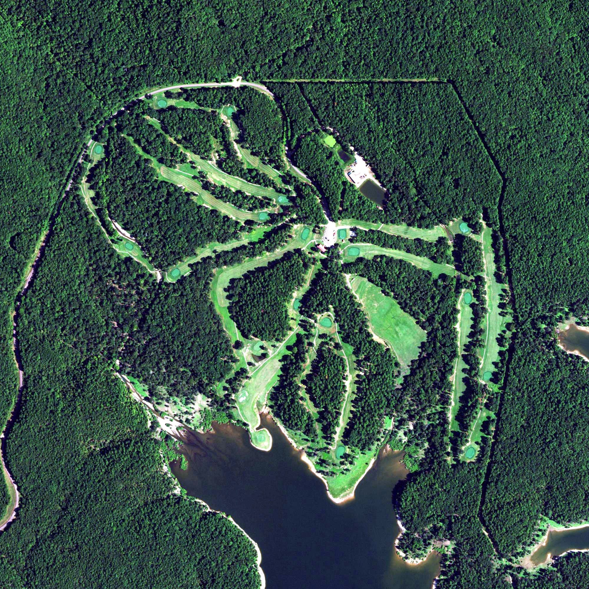 Aerial view of Cedar Creek Golf Course, OK, with its hole routing marked