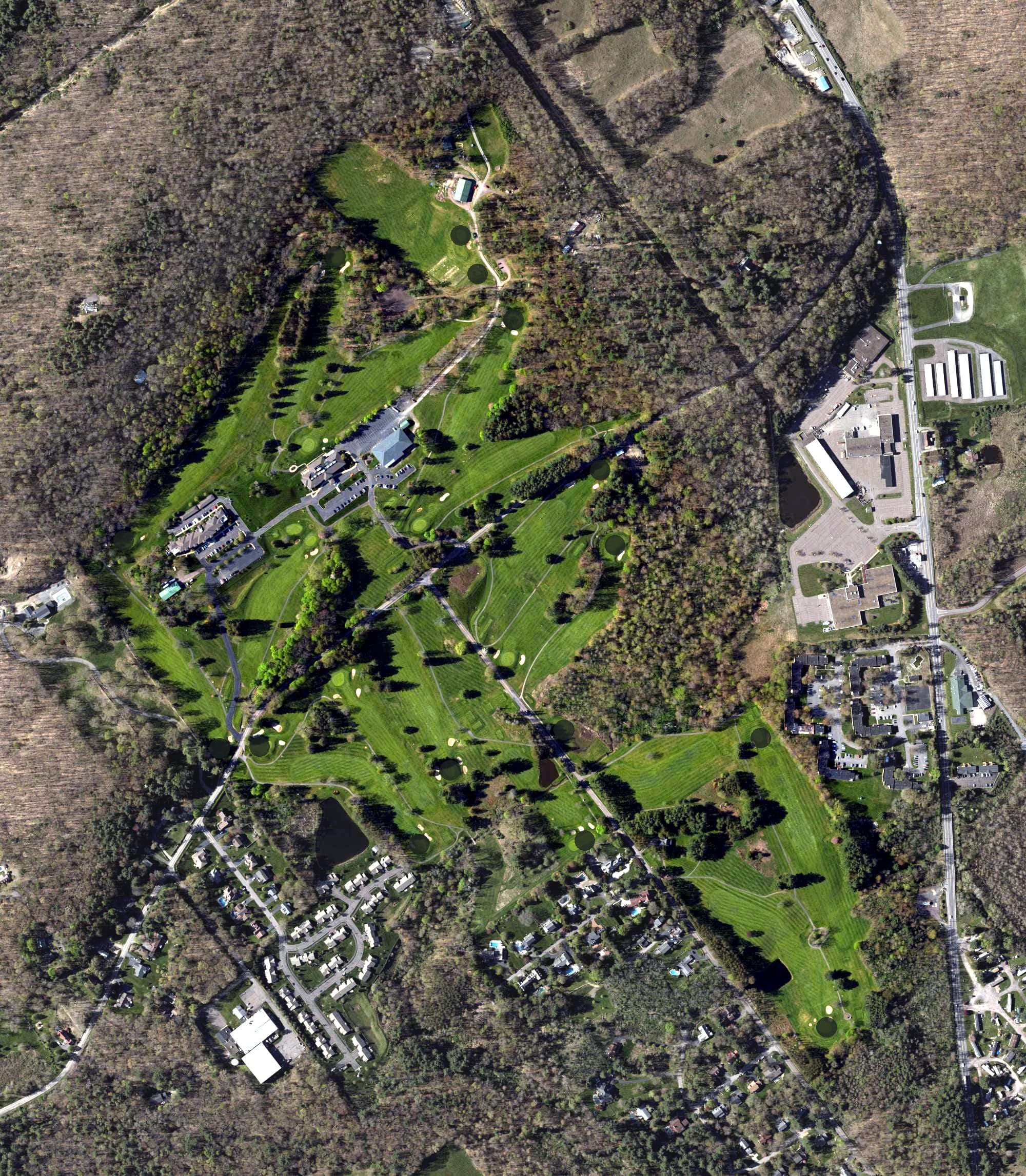Aerial view of Irem Country Club, PA, with its hole routing marked