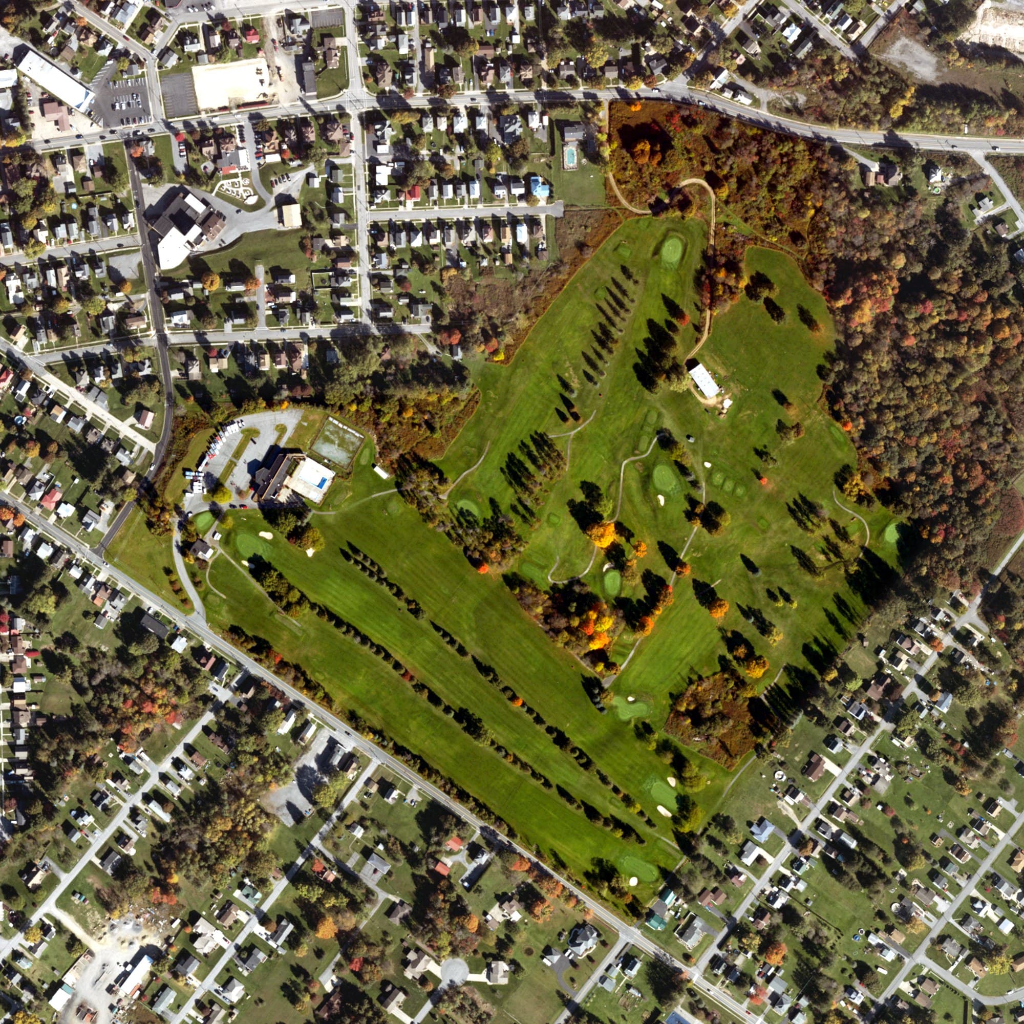 Aerial view of Leaning Pines Public Golf Course, PA, with its hole routing marked