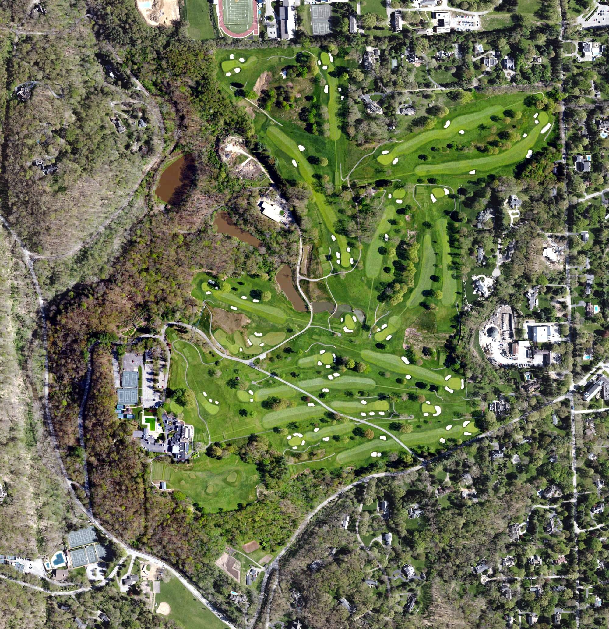 Aerial view of Pittsburgh Field Club, PA, with its hole routing marked